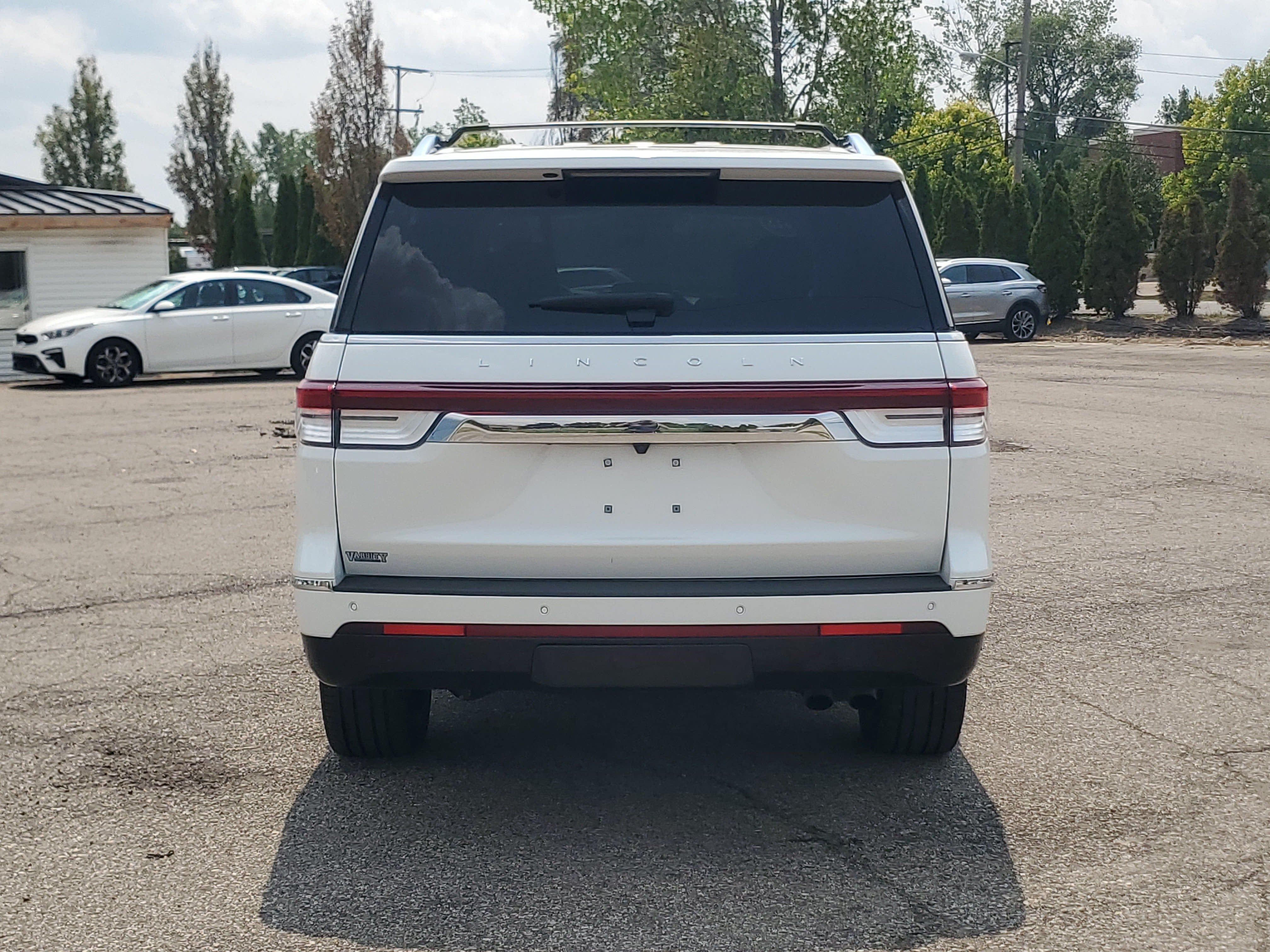 2023 Lincoln Navigator L Reserve