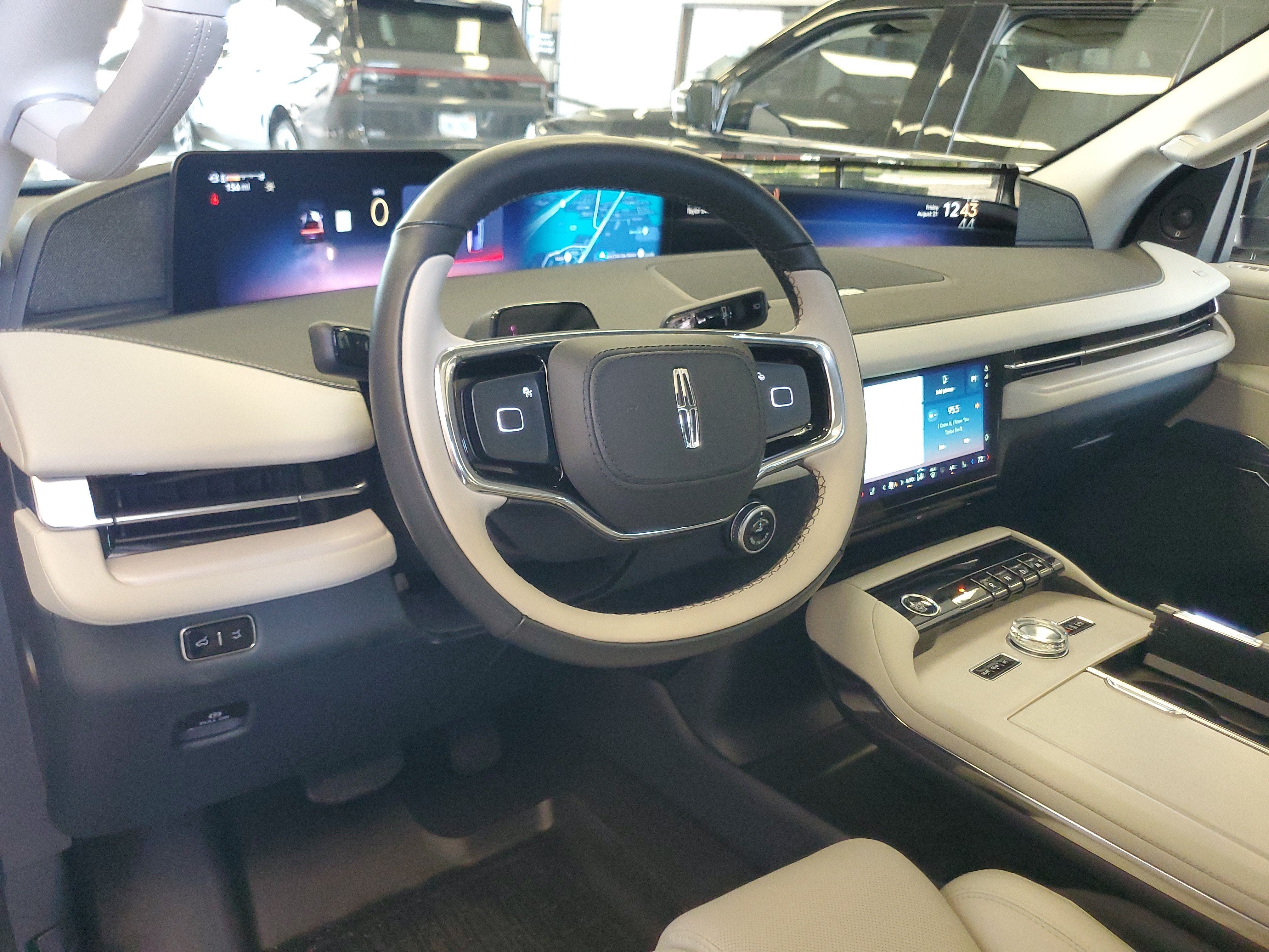 2026 Lincoln Navigator L Reserve