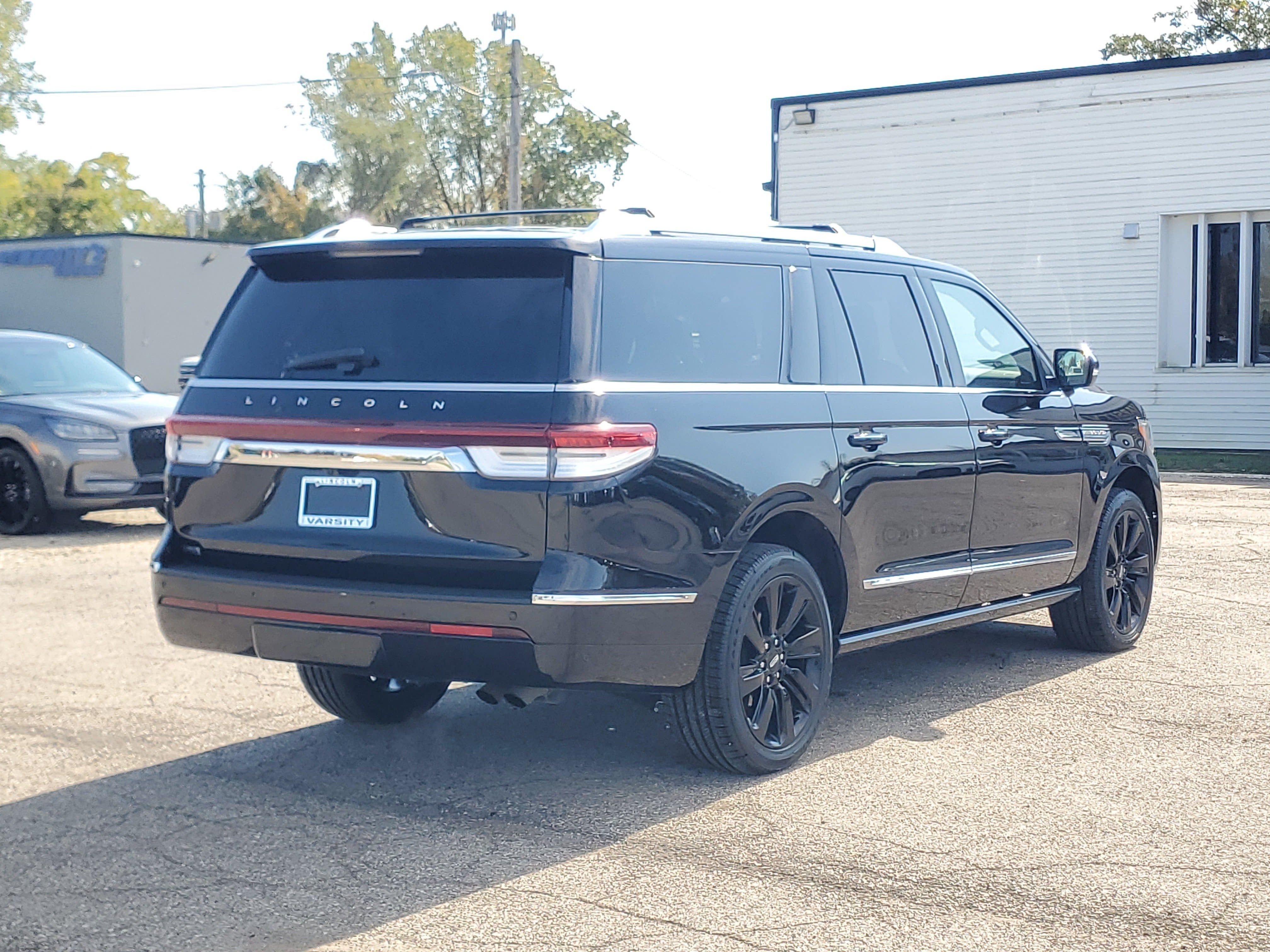 2023 Lincoln Navigator L Reserve