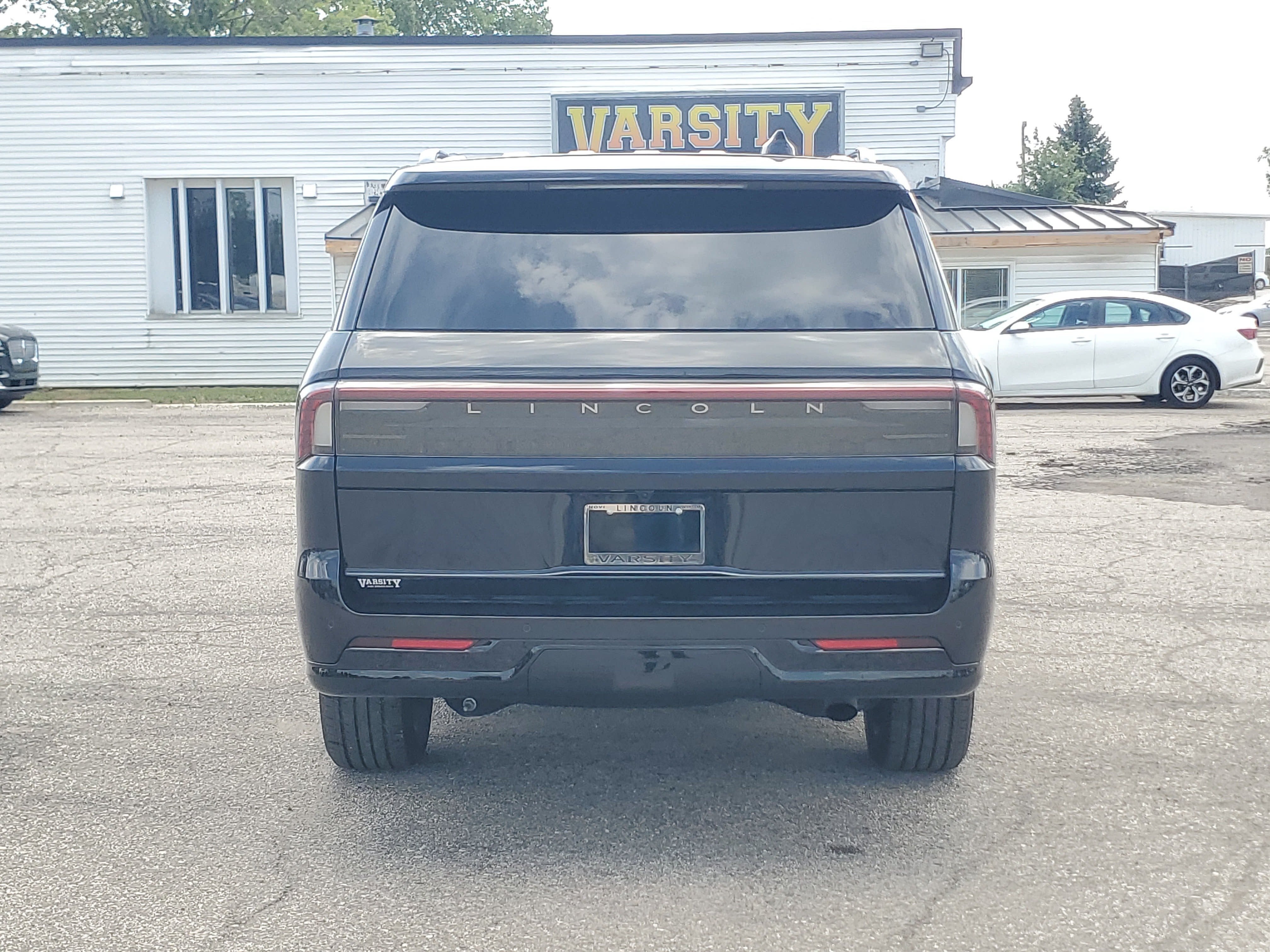 2025 Lincoln Navigator L Reserve