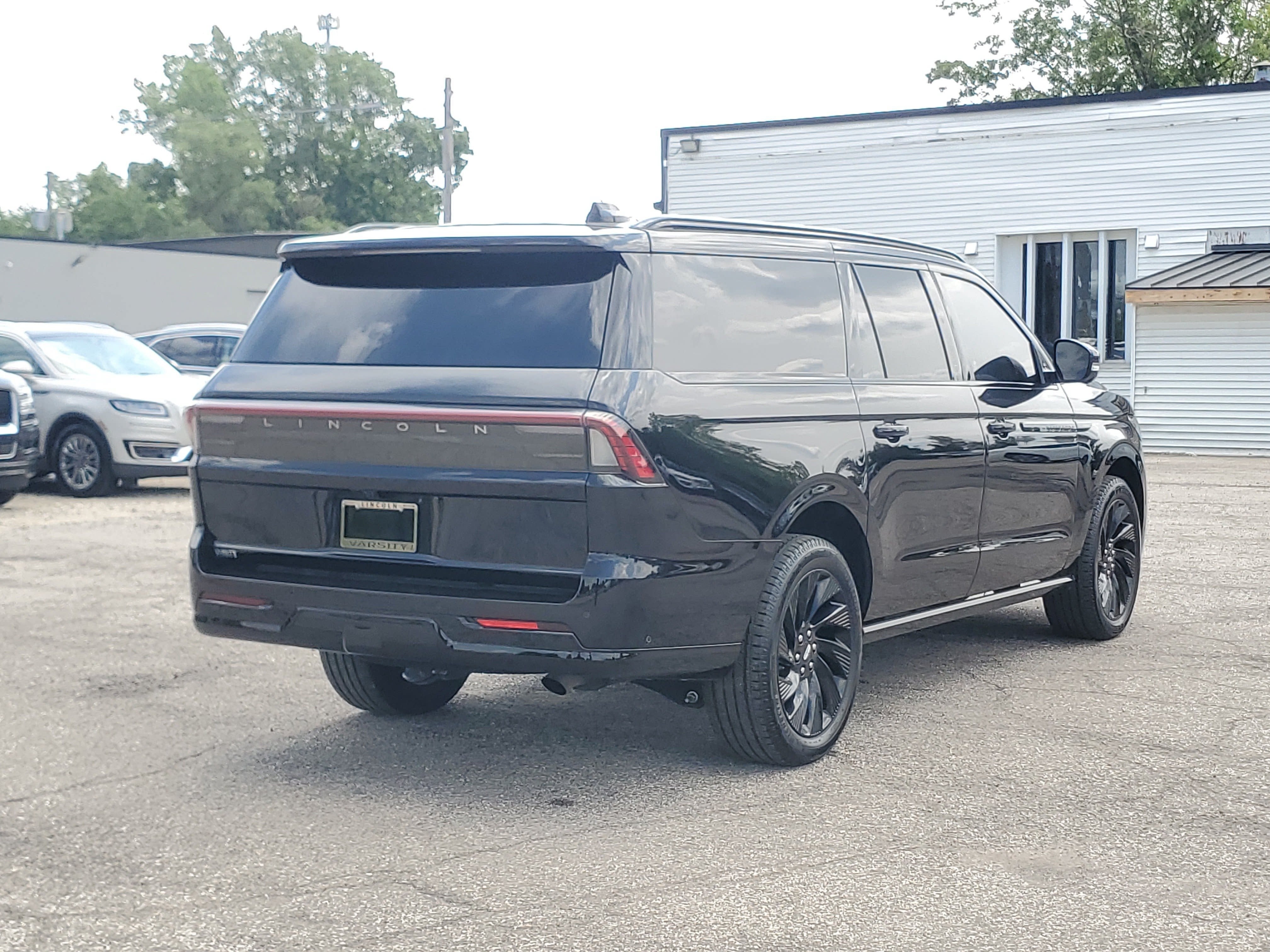 2025 Lincoln Navigator L Reserve