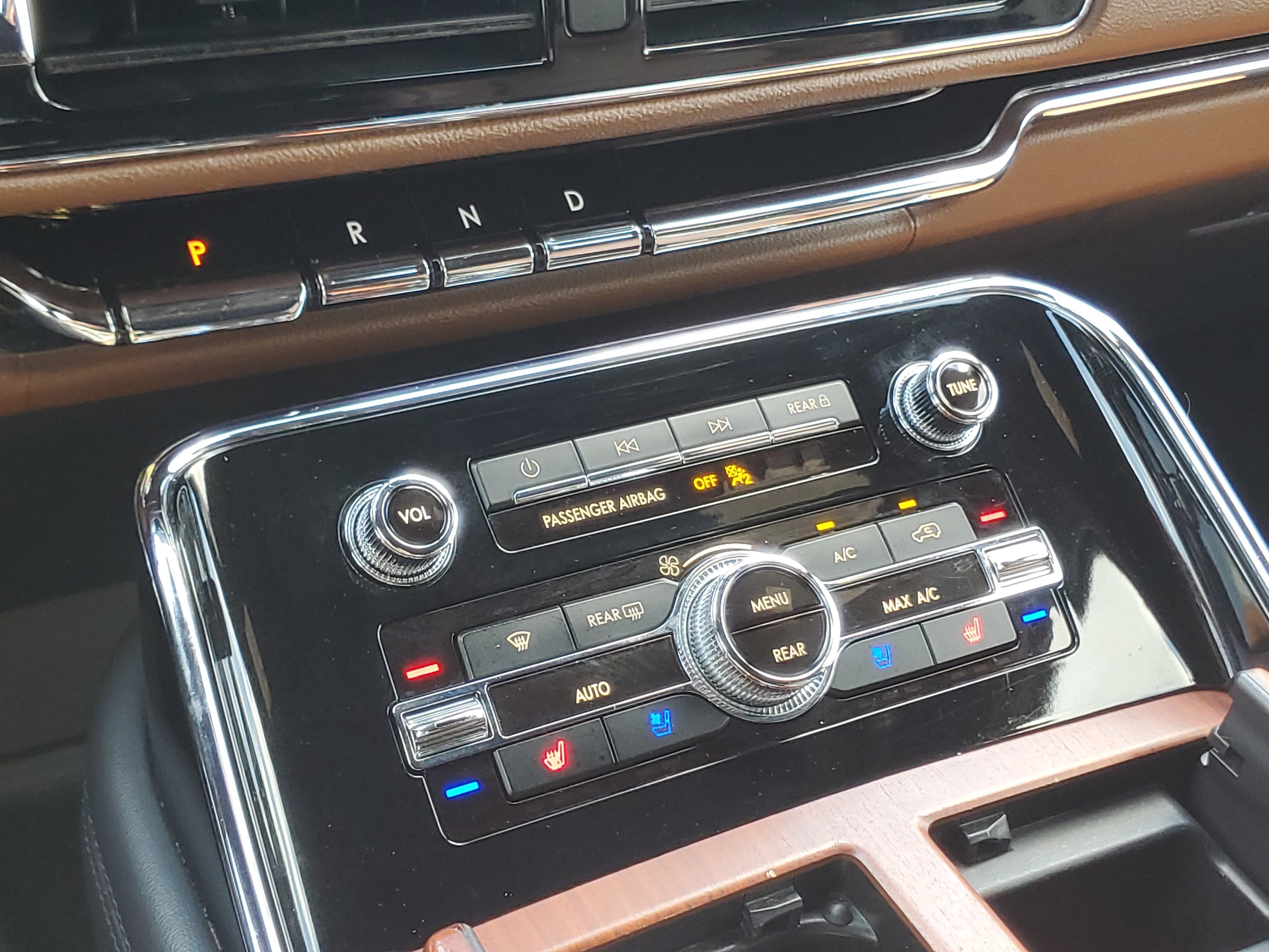2023 Lincoln Navigator L Reserve