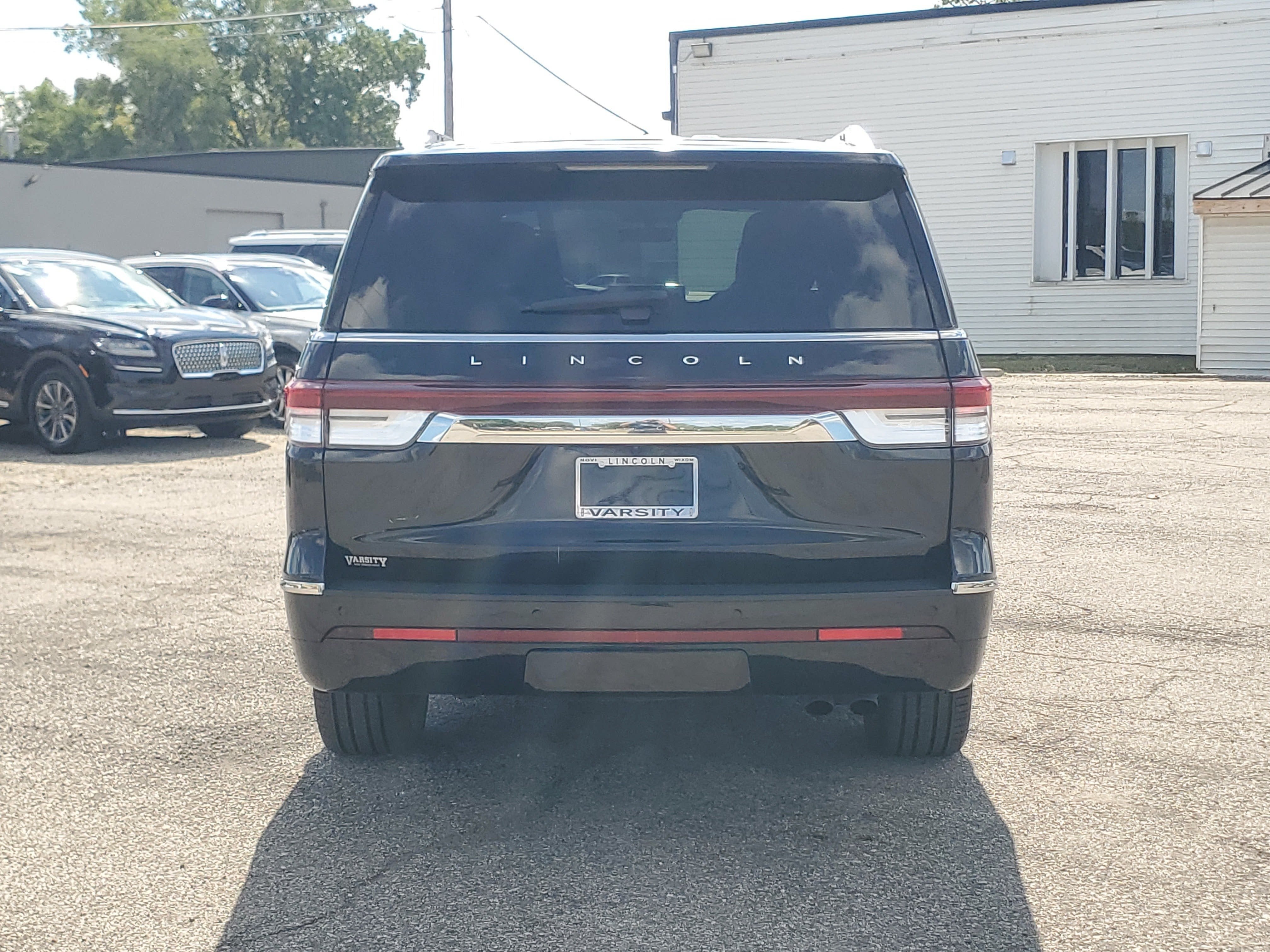 2023 Lincoln Navigator L Reserve