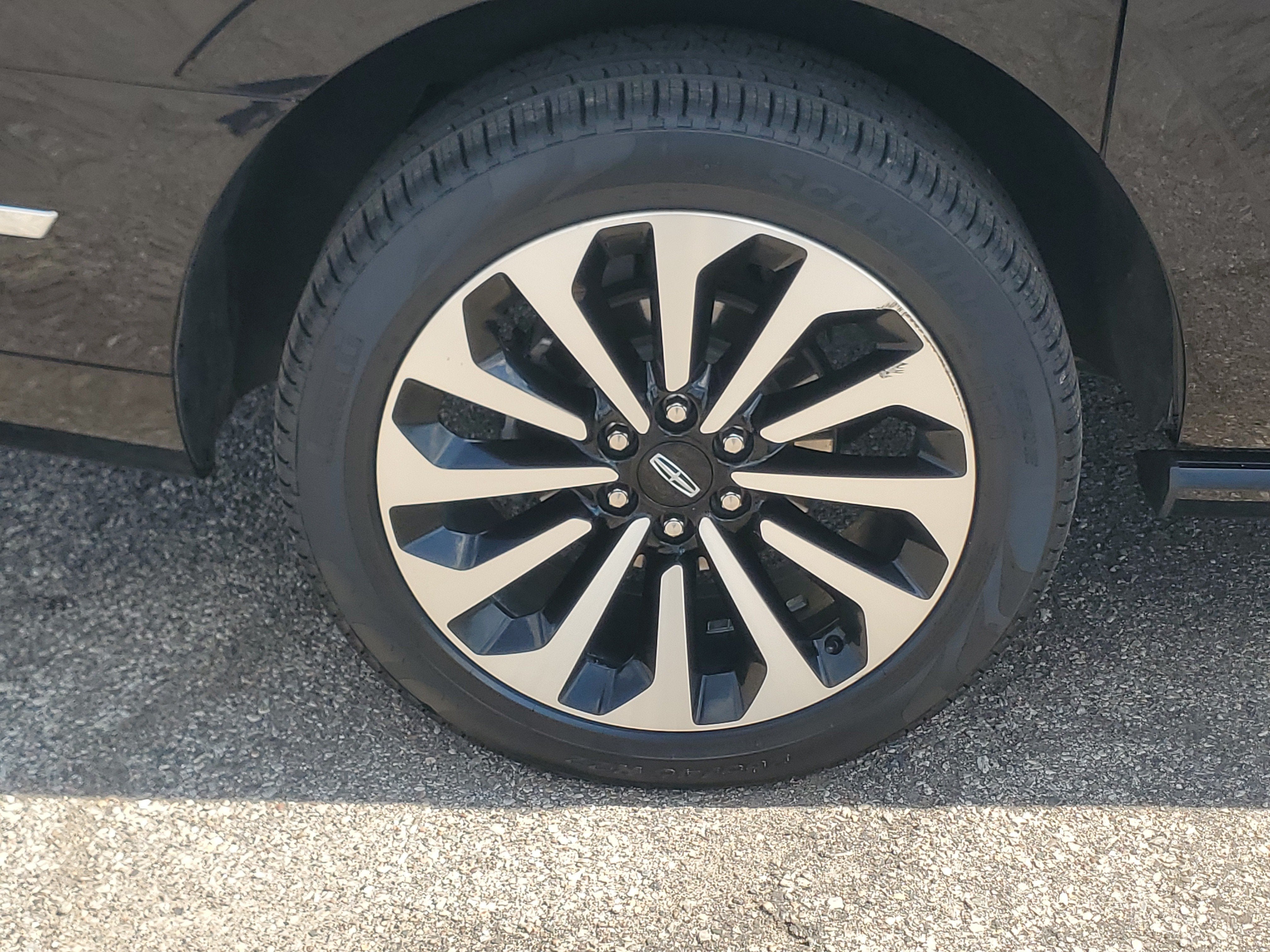 2023 Lincoln Navigator L Reserve