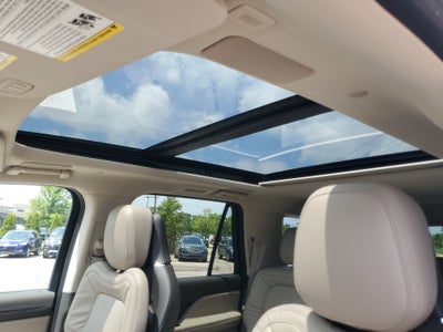 2023 Lincoln Navigator L Reserve