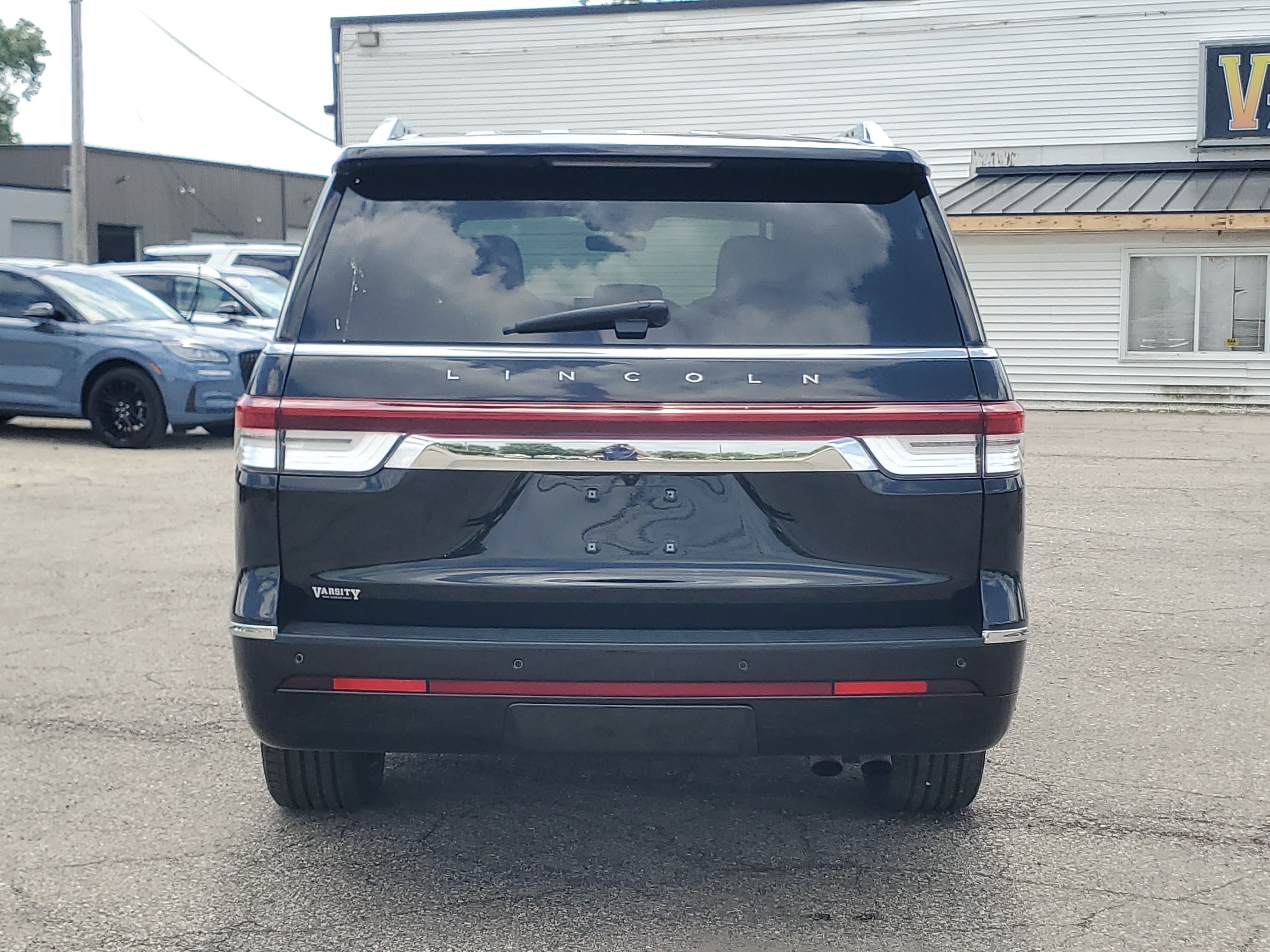 2023 Lincoln Navigator L Reserve