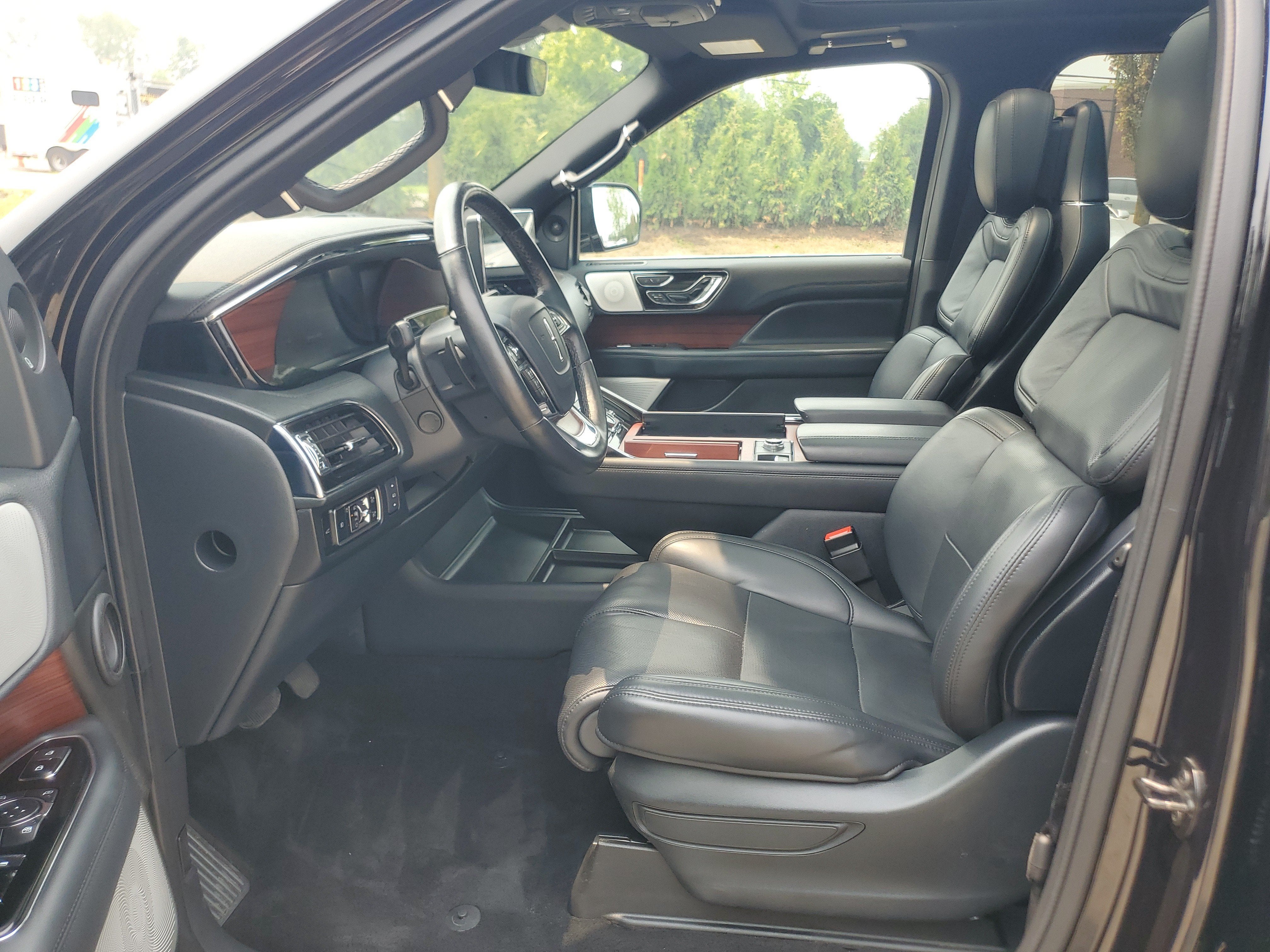 2023 Lincoln Navigator L Reserve