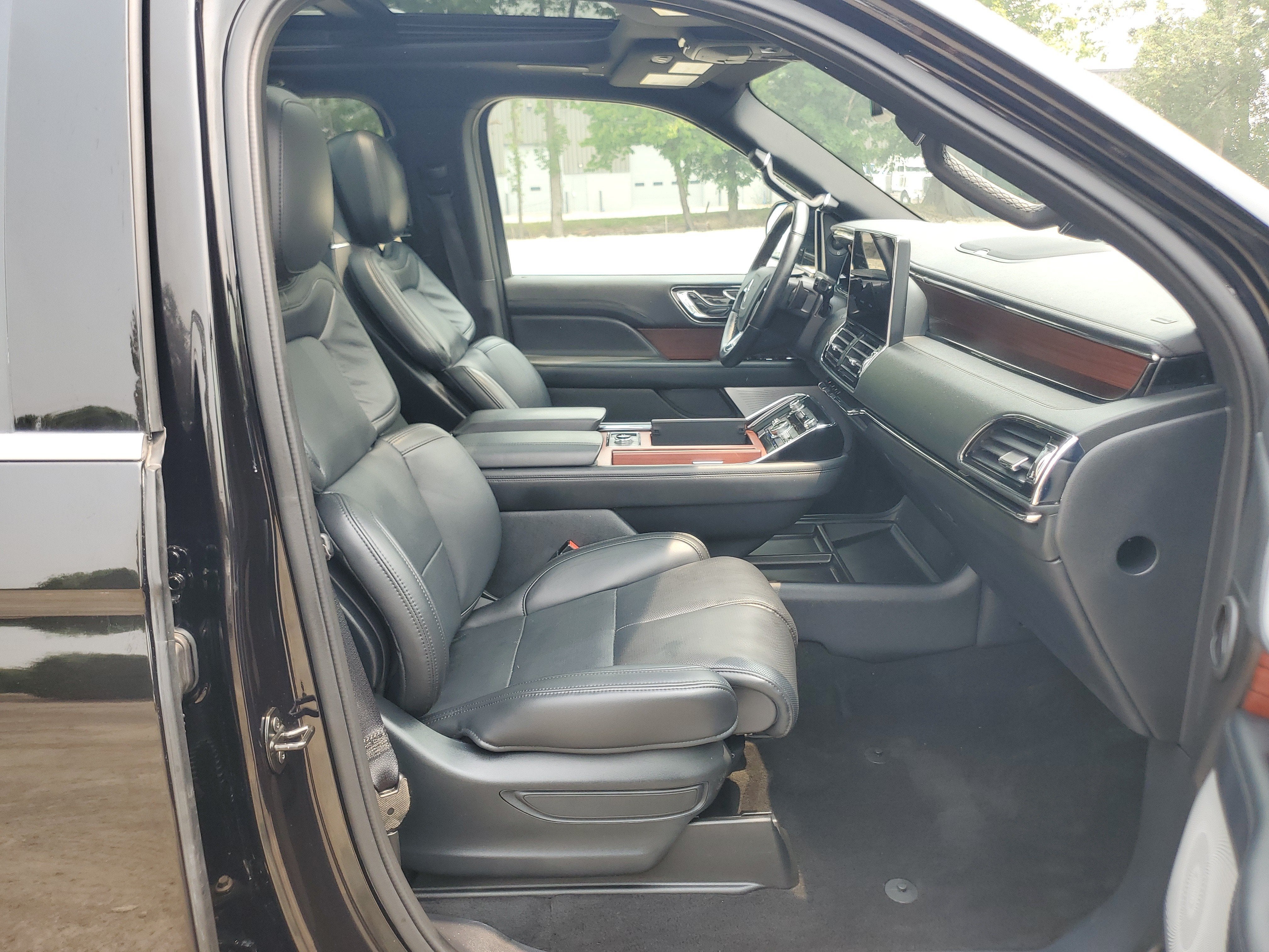 2023 Lincoln Navigator L Reserve