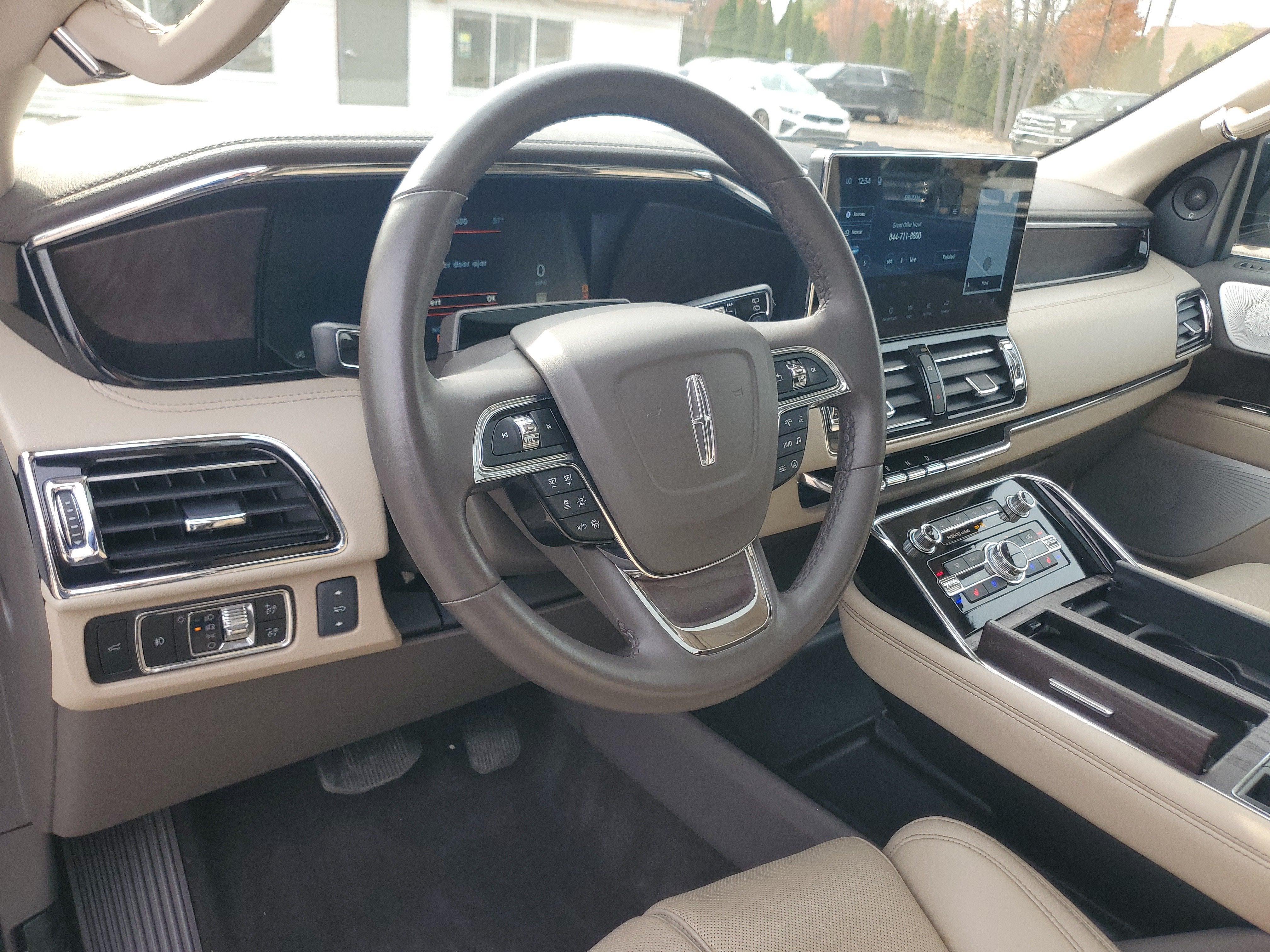 2023 Lincoln Navigator L Reserve