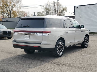 2023 Lincoln Navigator L Reserve