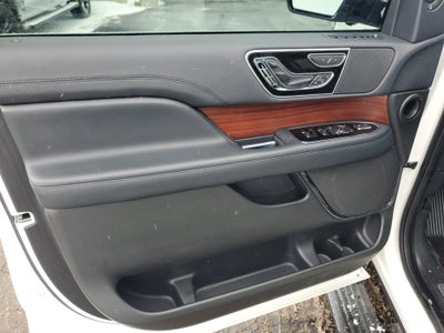 2022 Lincoln Navigator L Reserve