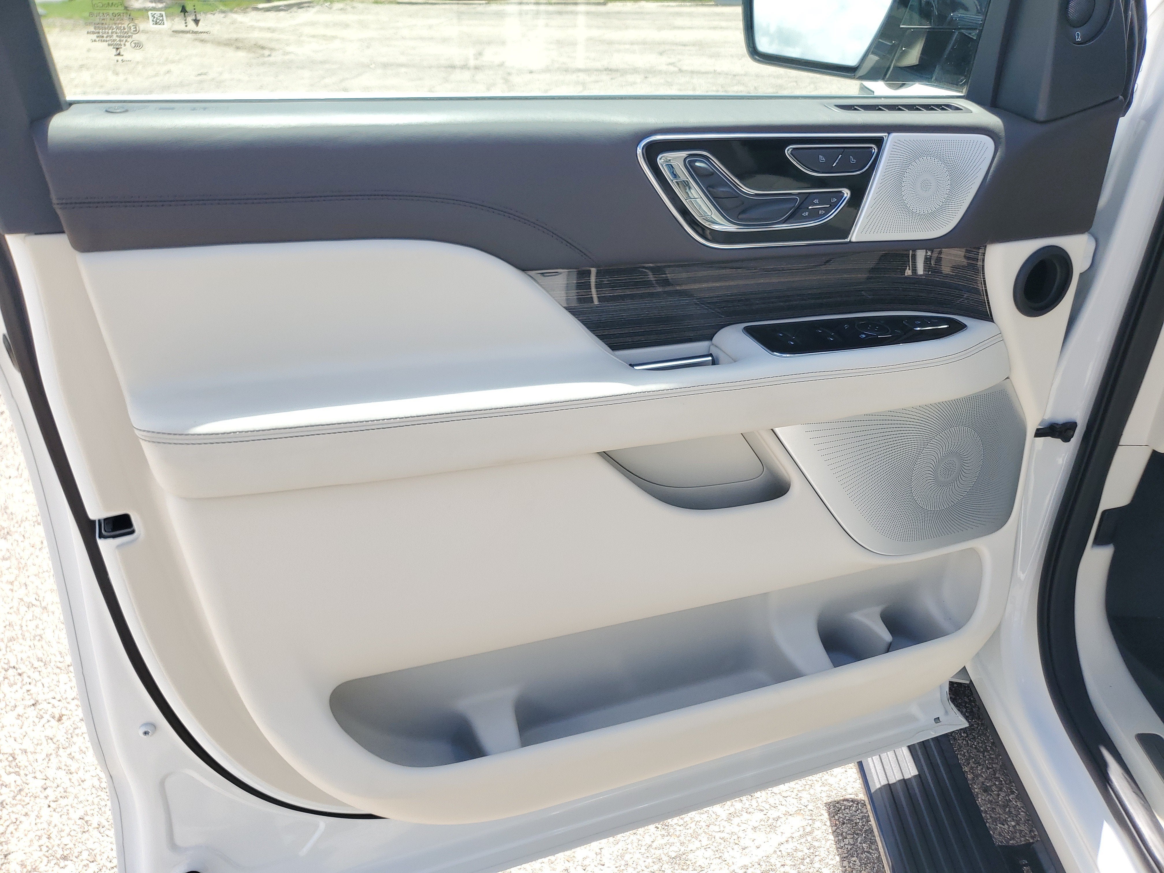 2024 Lincoln Navigator L Black Label