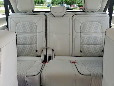 2024 Lincoln Navigator L Black Label
