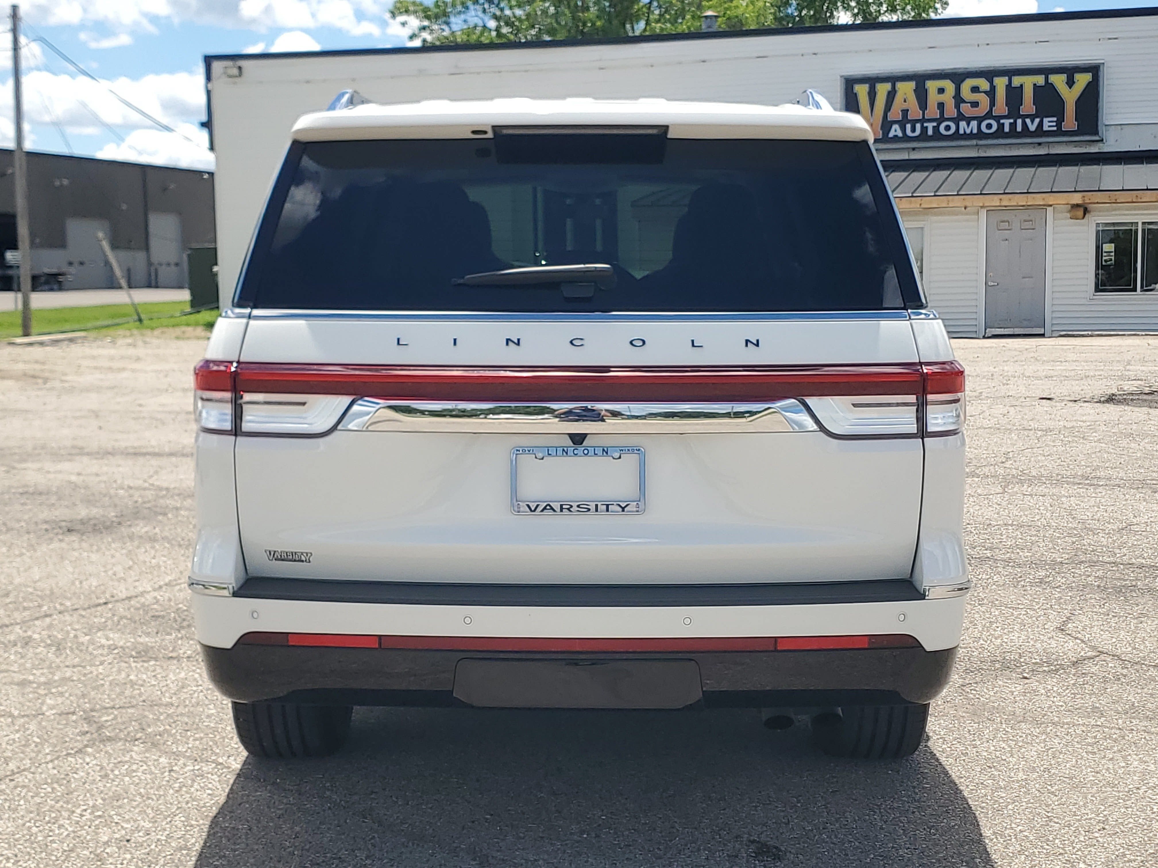 2024 Lincoln Navigator L Black Label