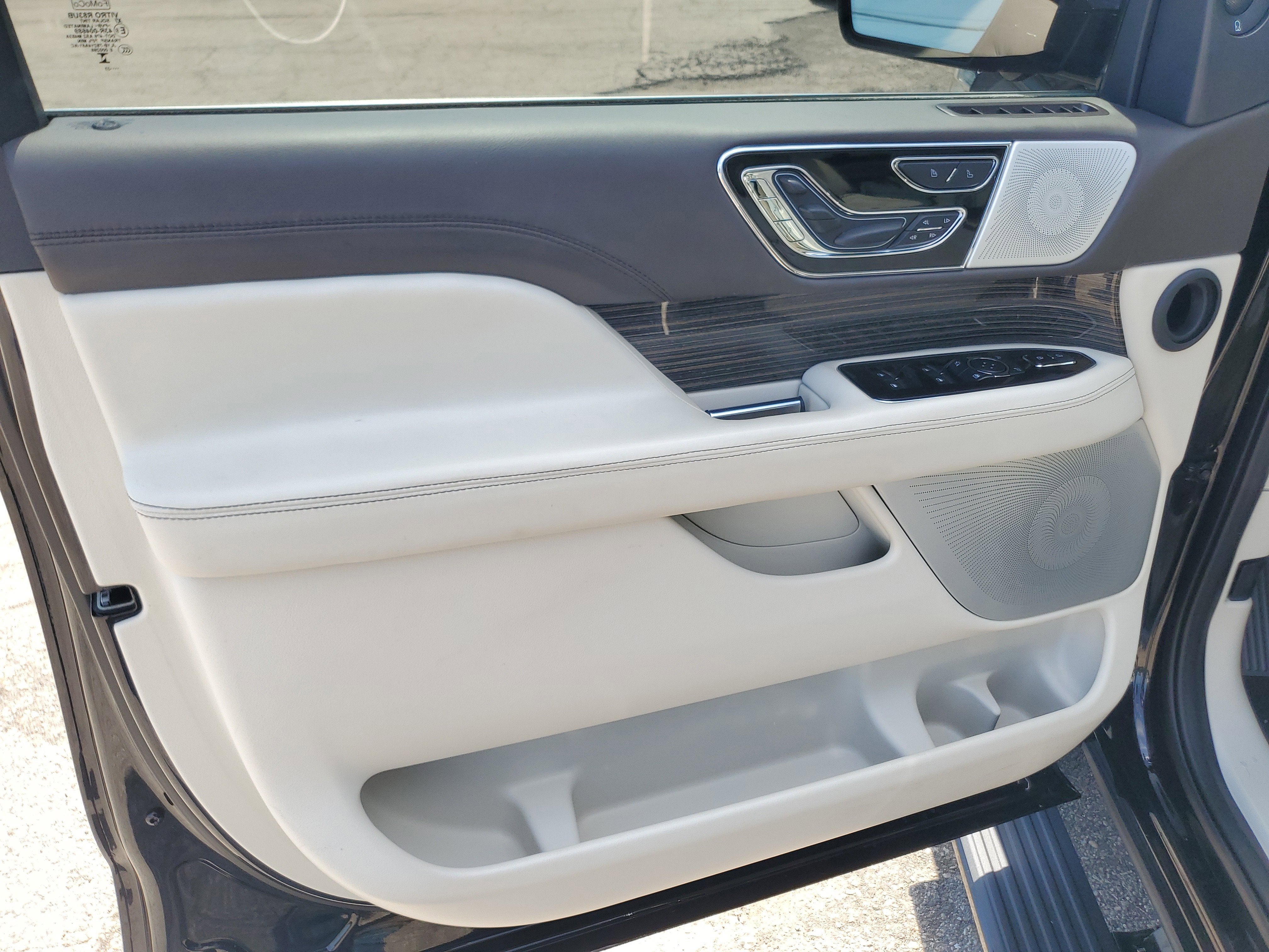 2023 Lincoln Navigator L Black Label