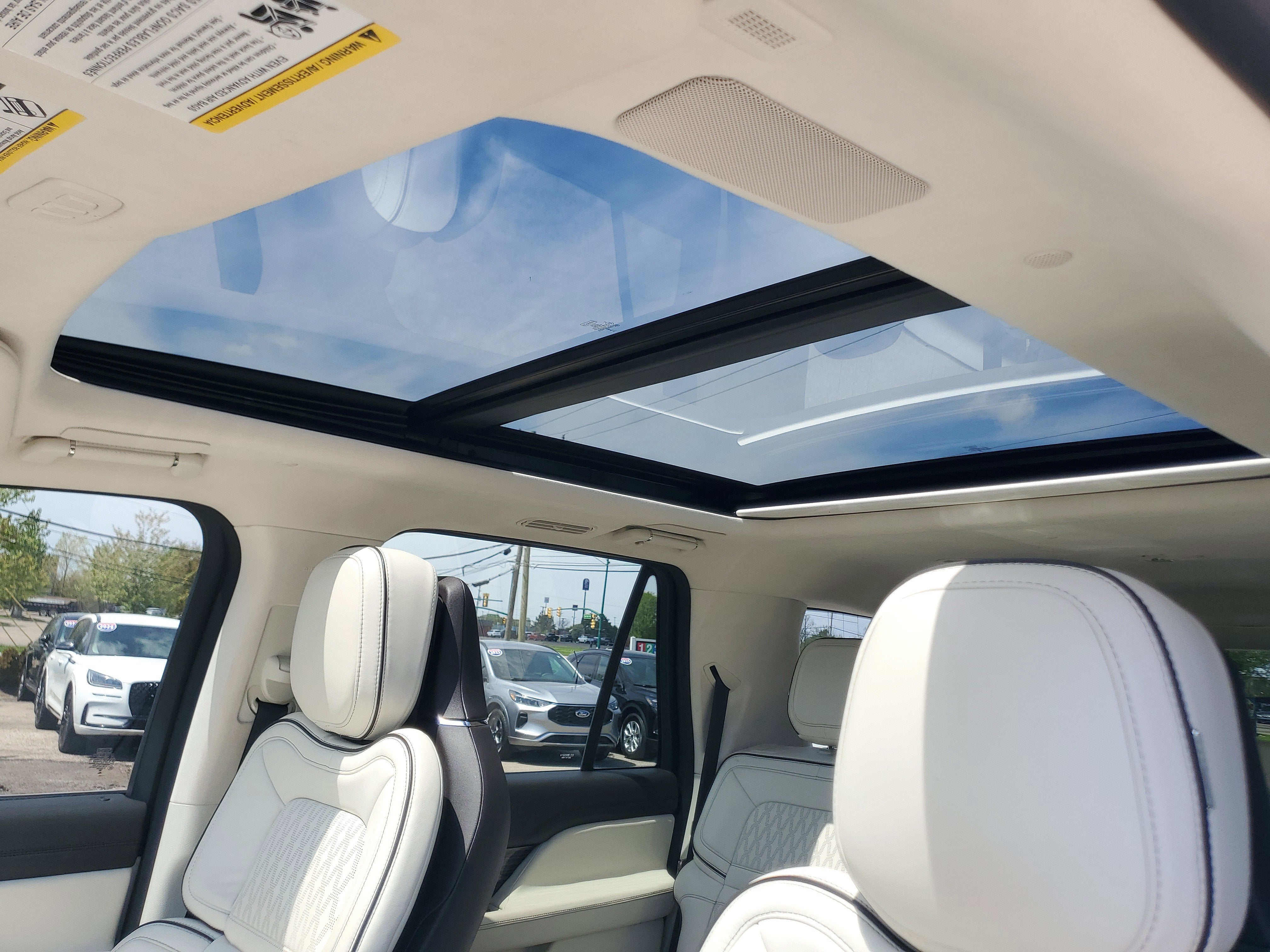 2023 Lincoln Navigator L Black Label