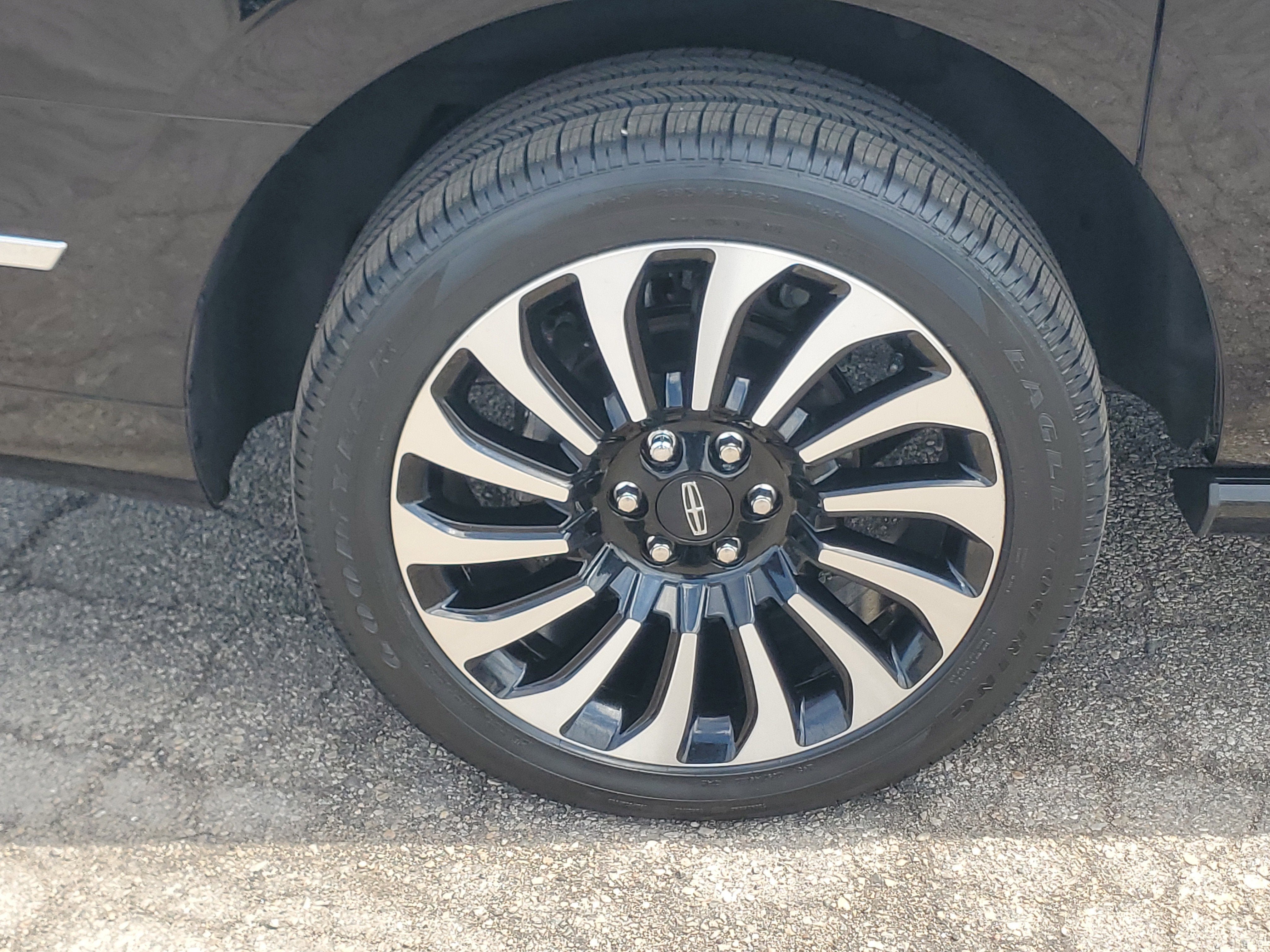 2023 Lincoln Navigator L Black Label
