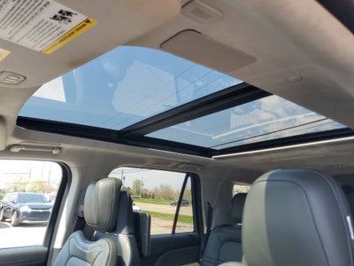 2022 Lincoln Navigator L Black Label