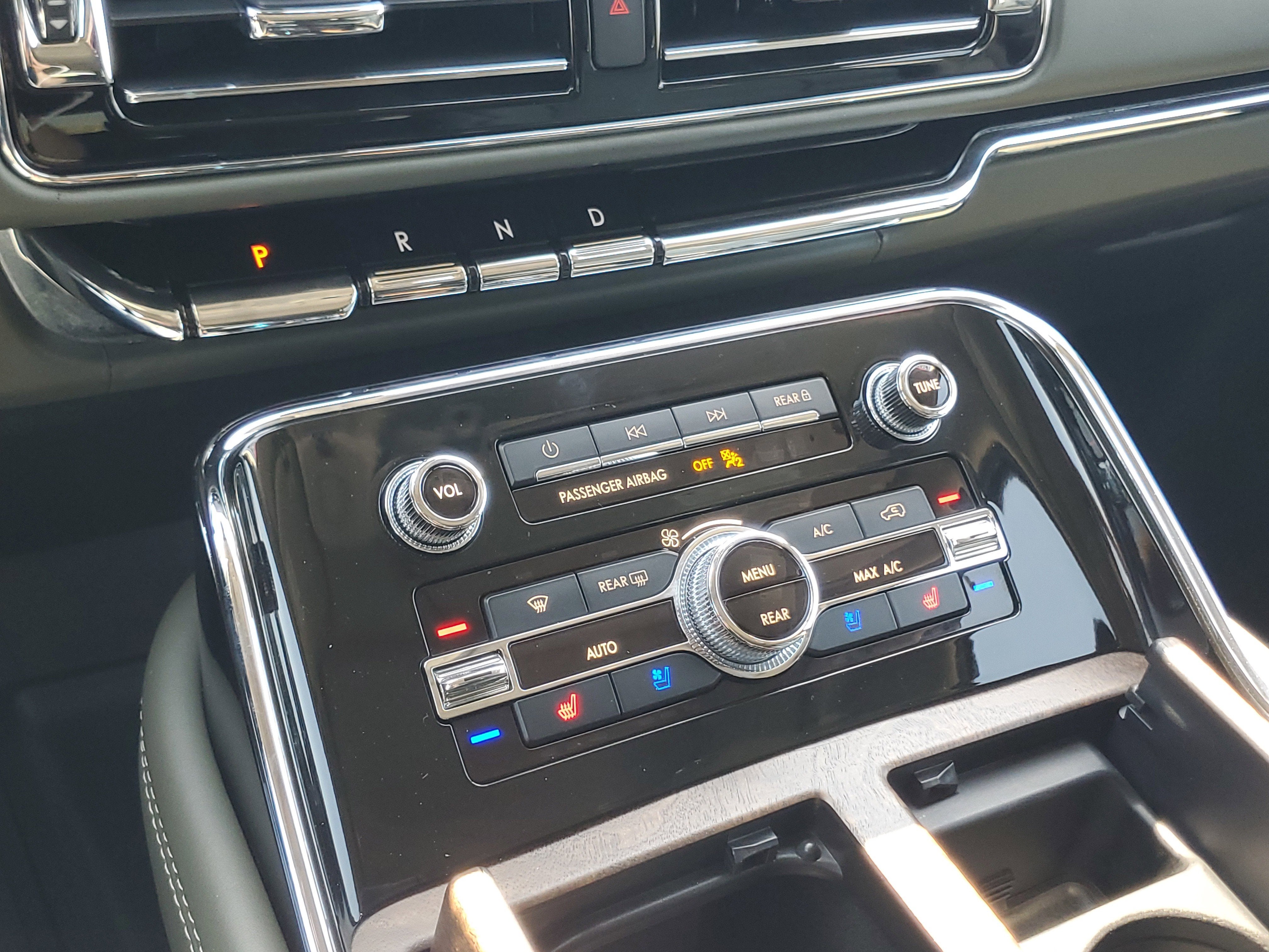 2022 Lincoln Navigator L Black Label