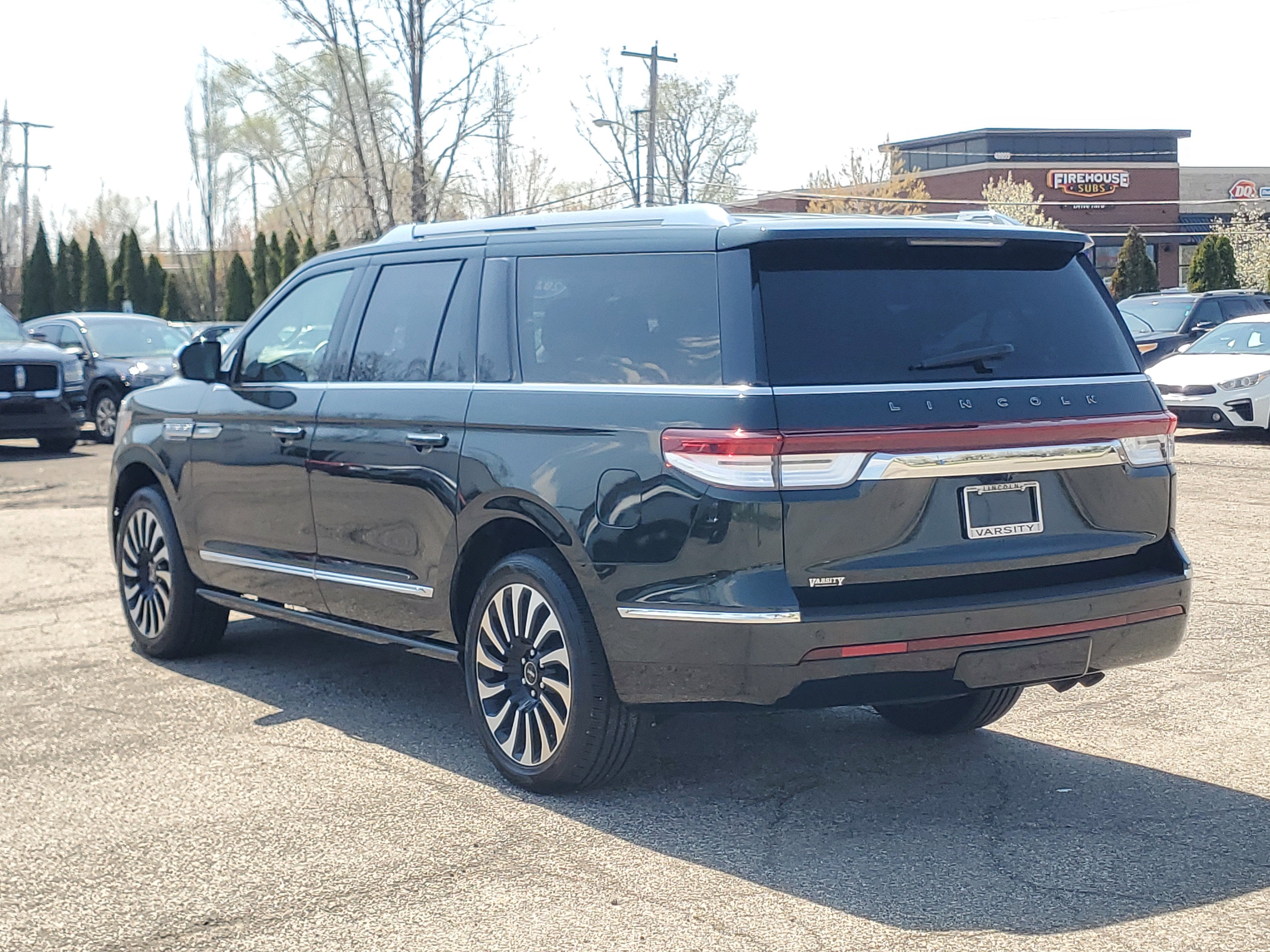 2022 Lincoln Navigator L Black Label