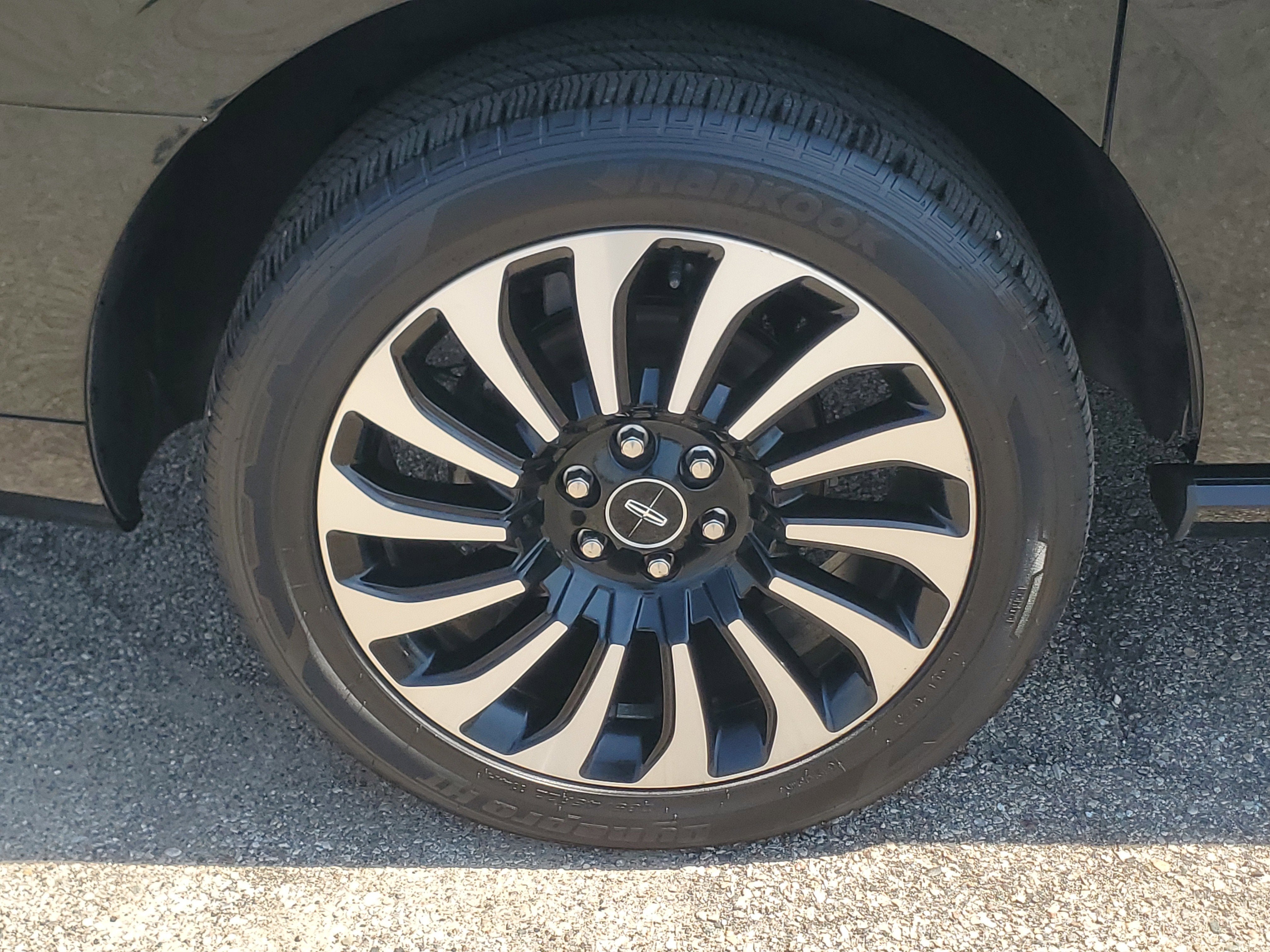 2022 Lincoln Navigator L Black Label