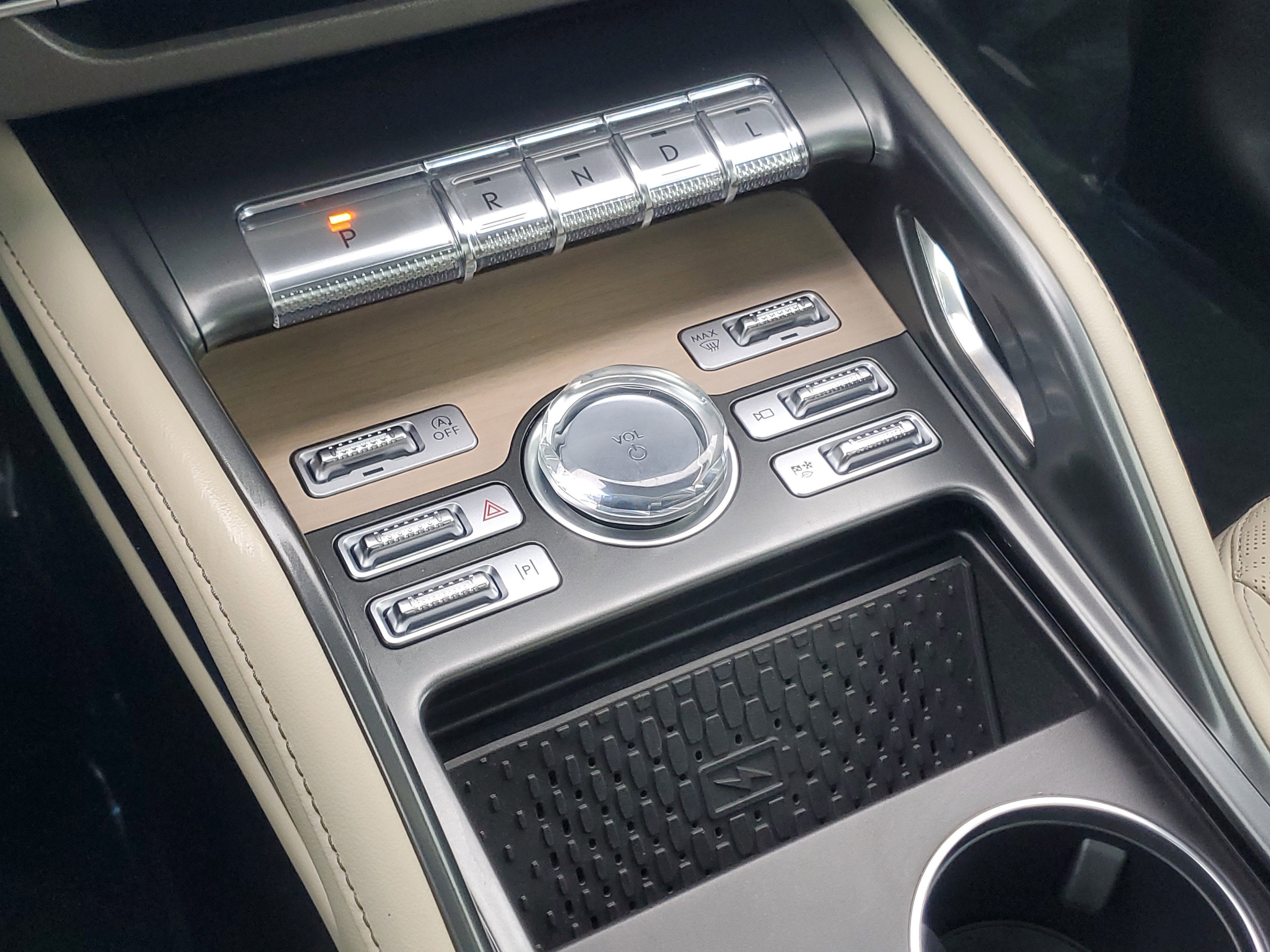 2024 Lincoln Nautilus Reserve