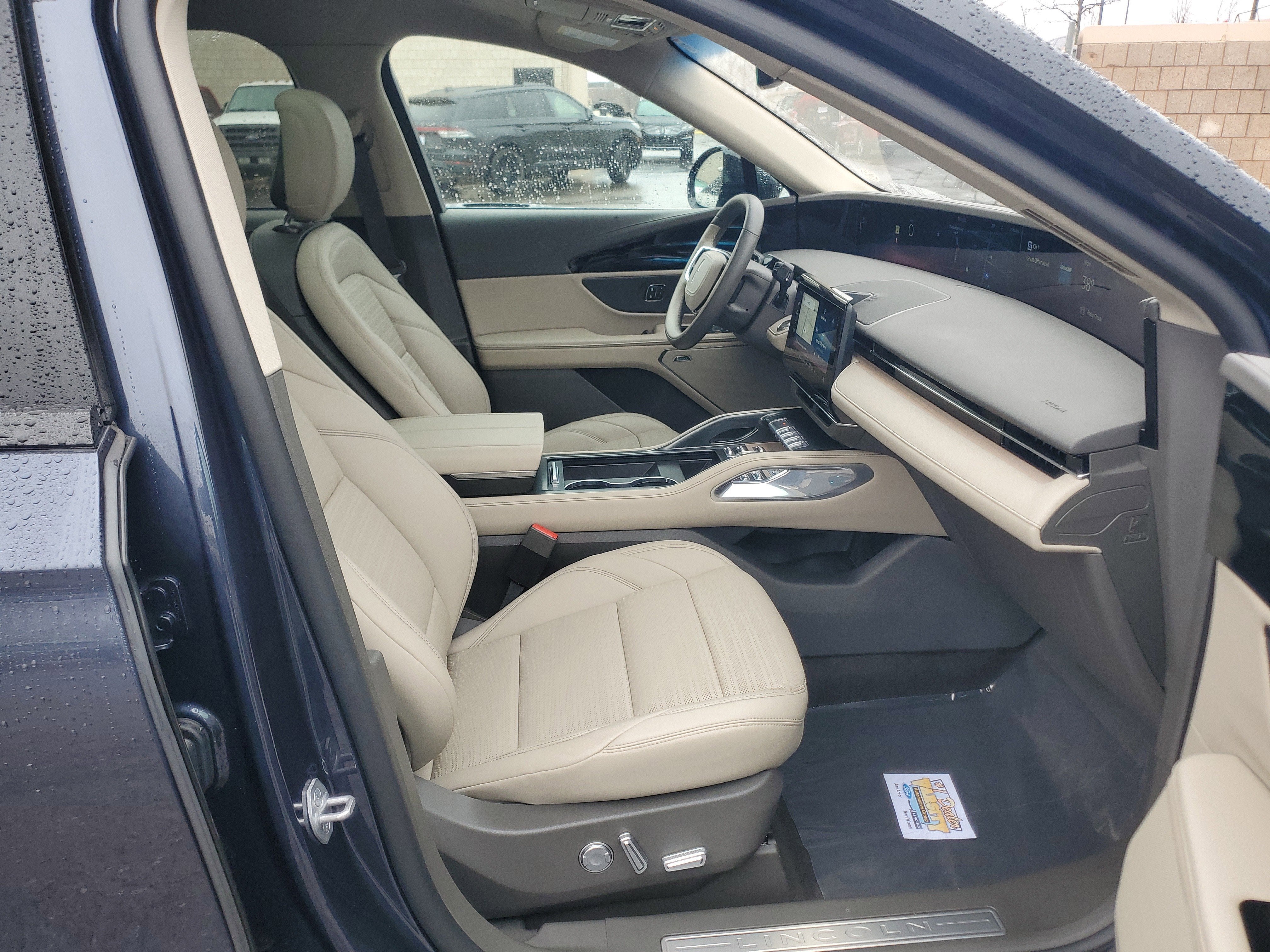 2024 Lincoln Nautilus Reserve