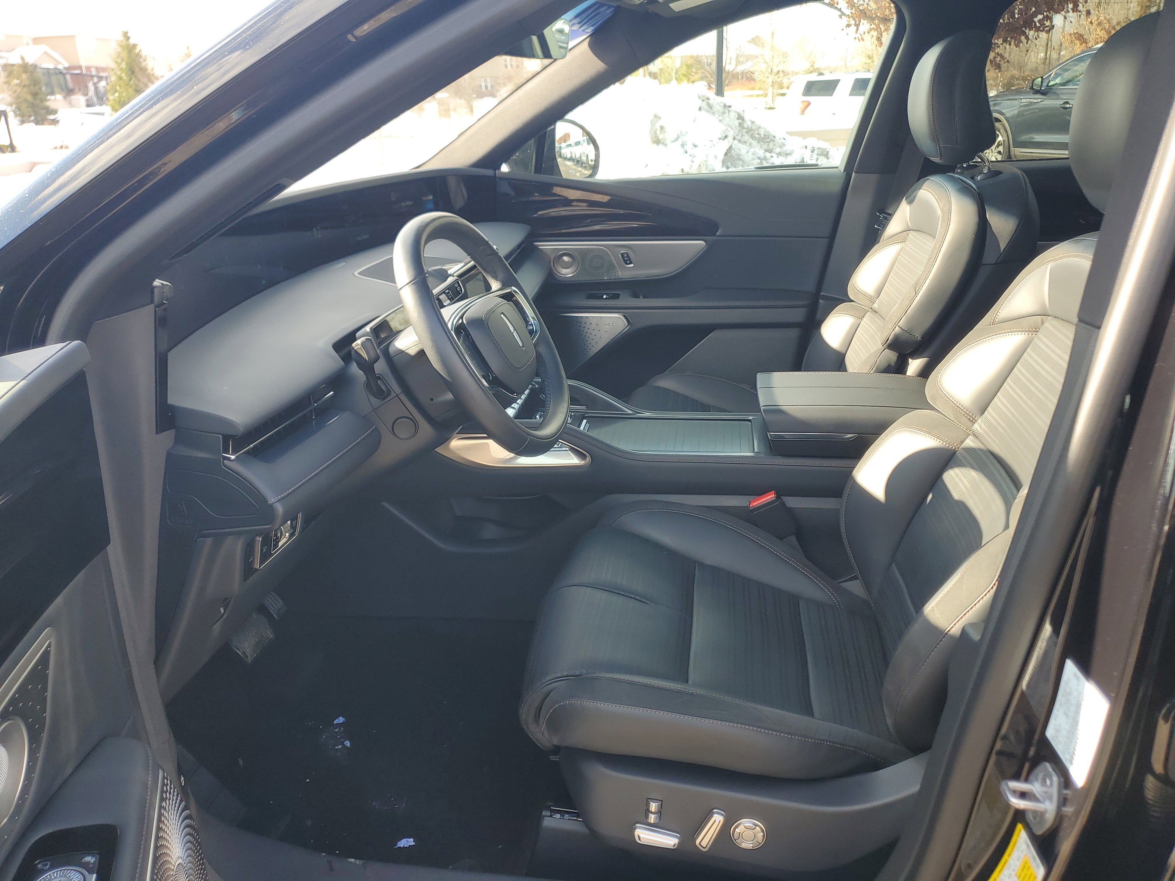 2024 Lincoln Nautilus Reserve