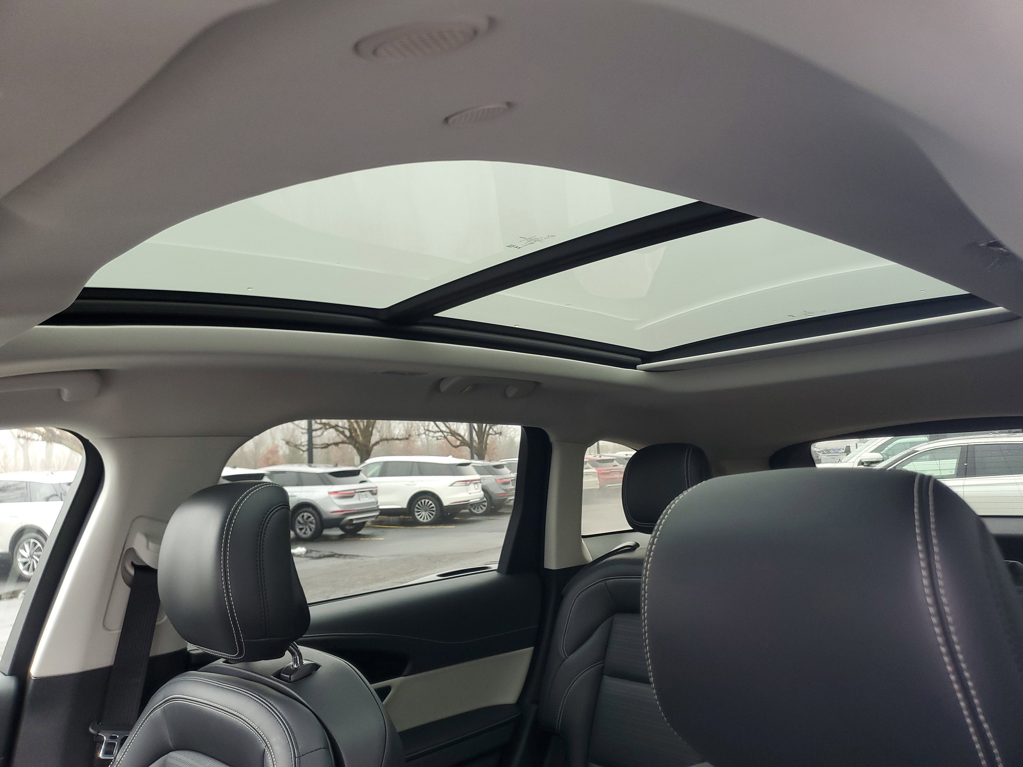 2024 Lincoln Nautilus Reserve