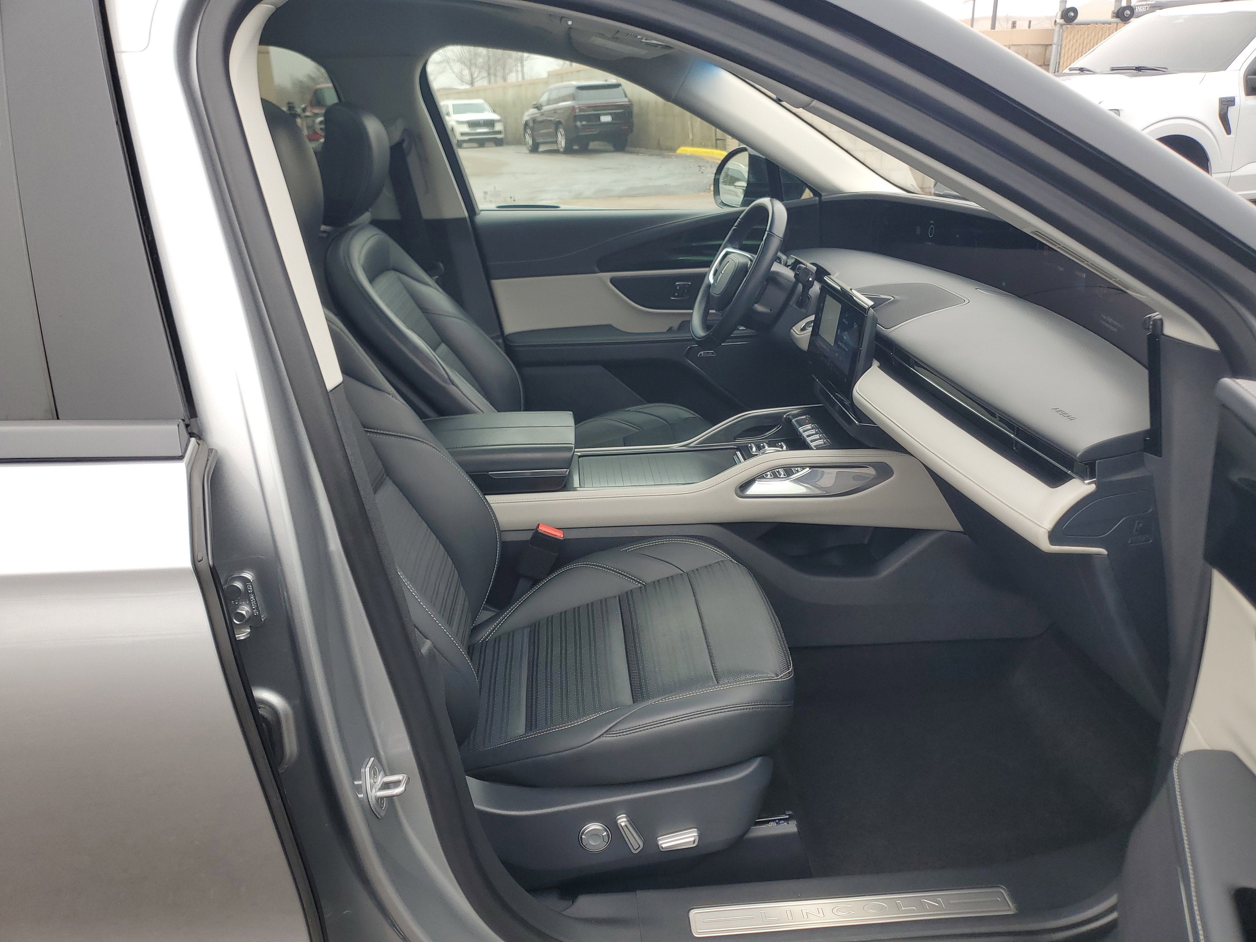 2024 Lincoln Nautilus Reserve