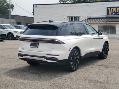 2024 Lincoln Nautilus Reserve
