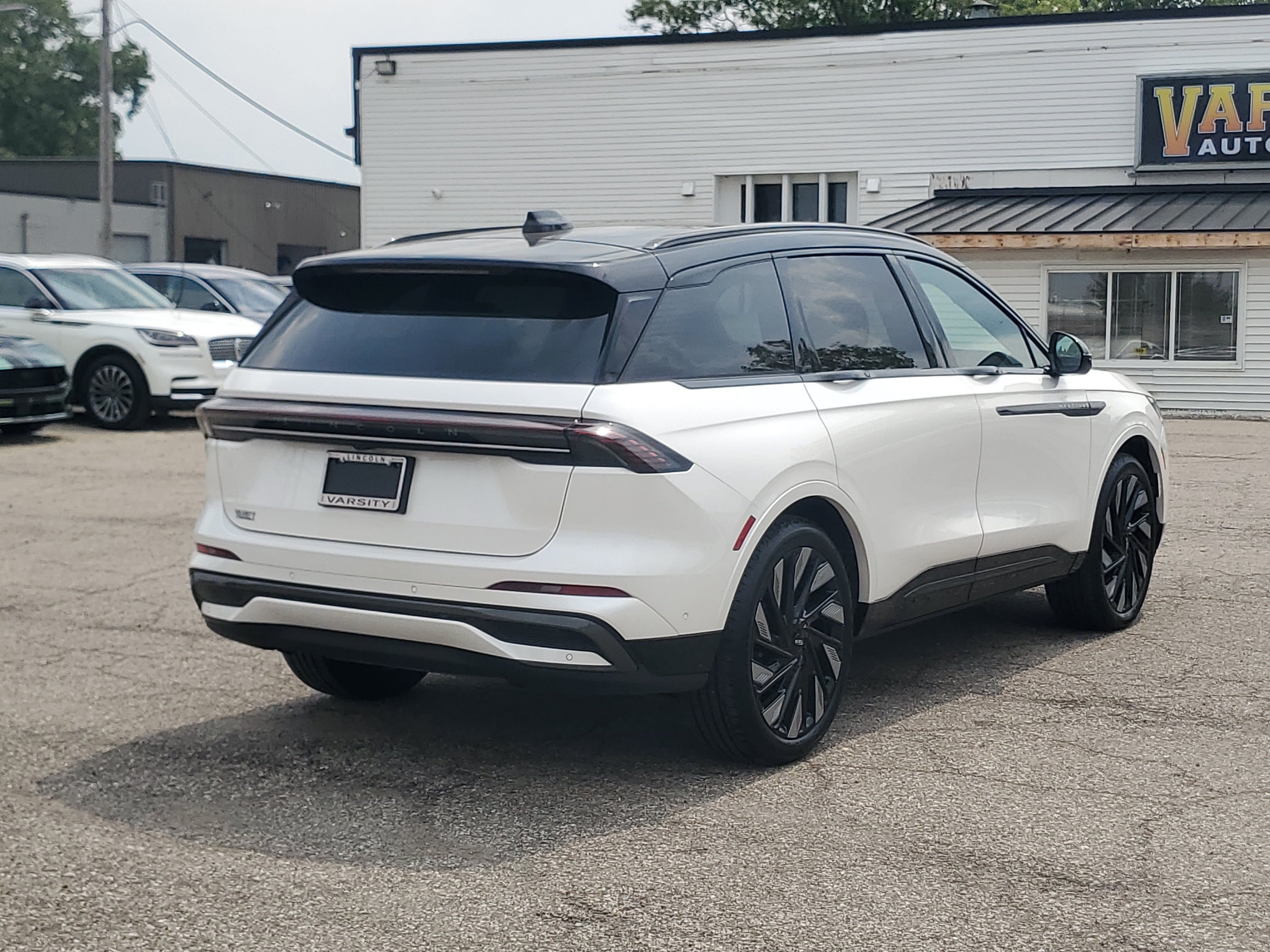 2024 Lincoln Nautilus Reserve