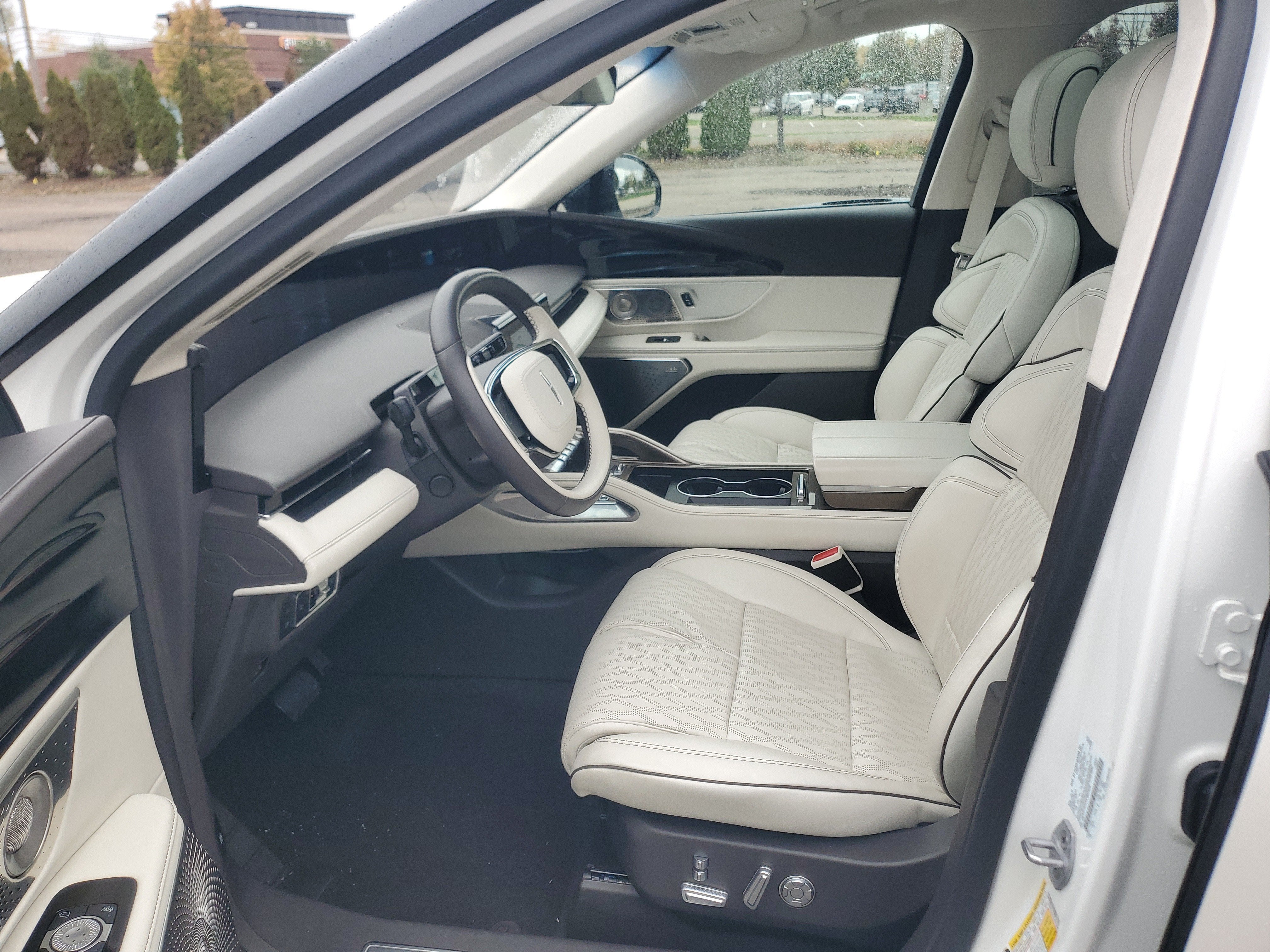 2024 Lincoln Nautilus Black Label