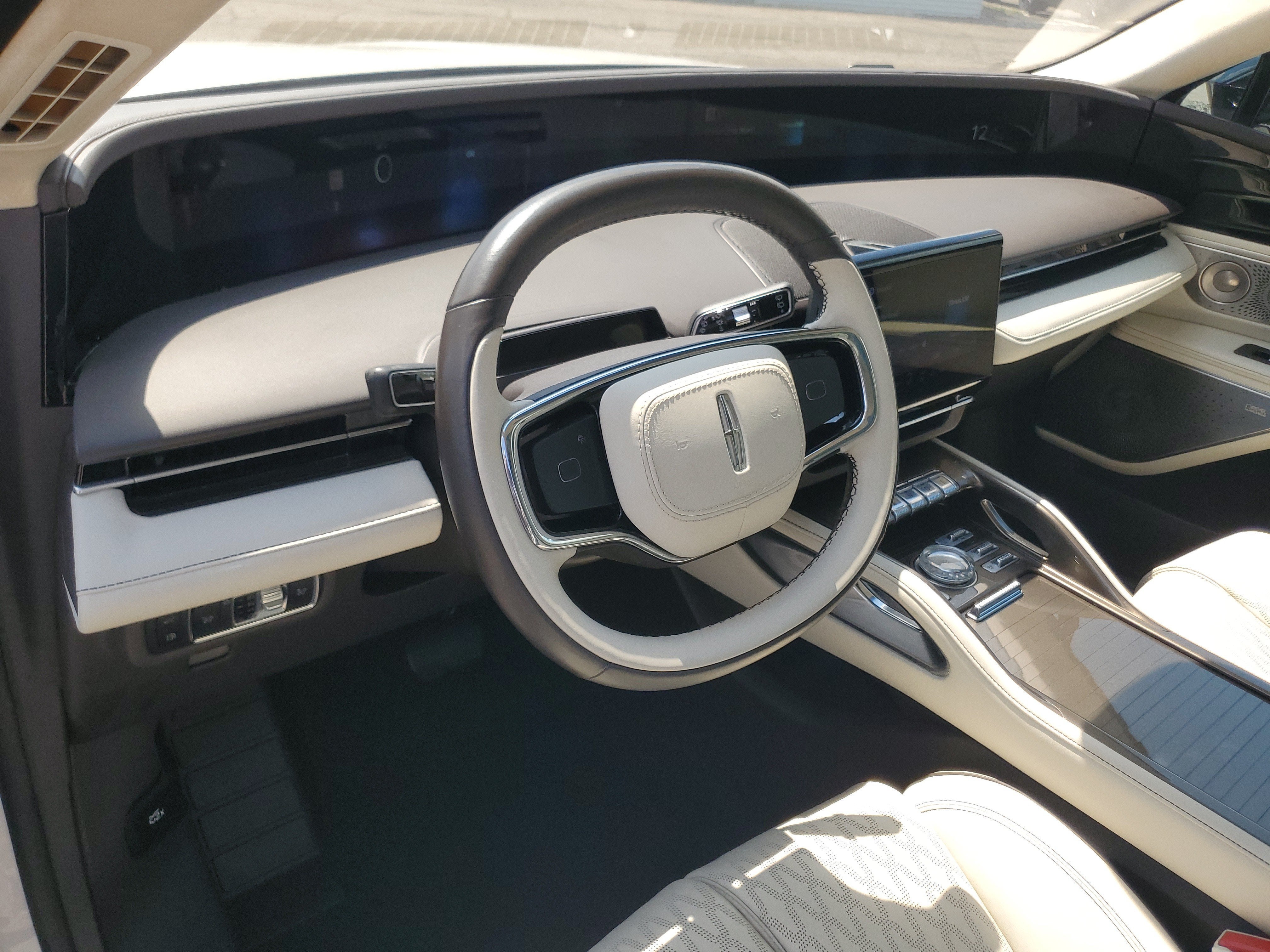 2024 Lincoln Nautilus Black Label