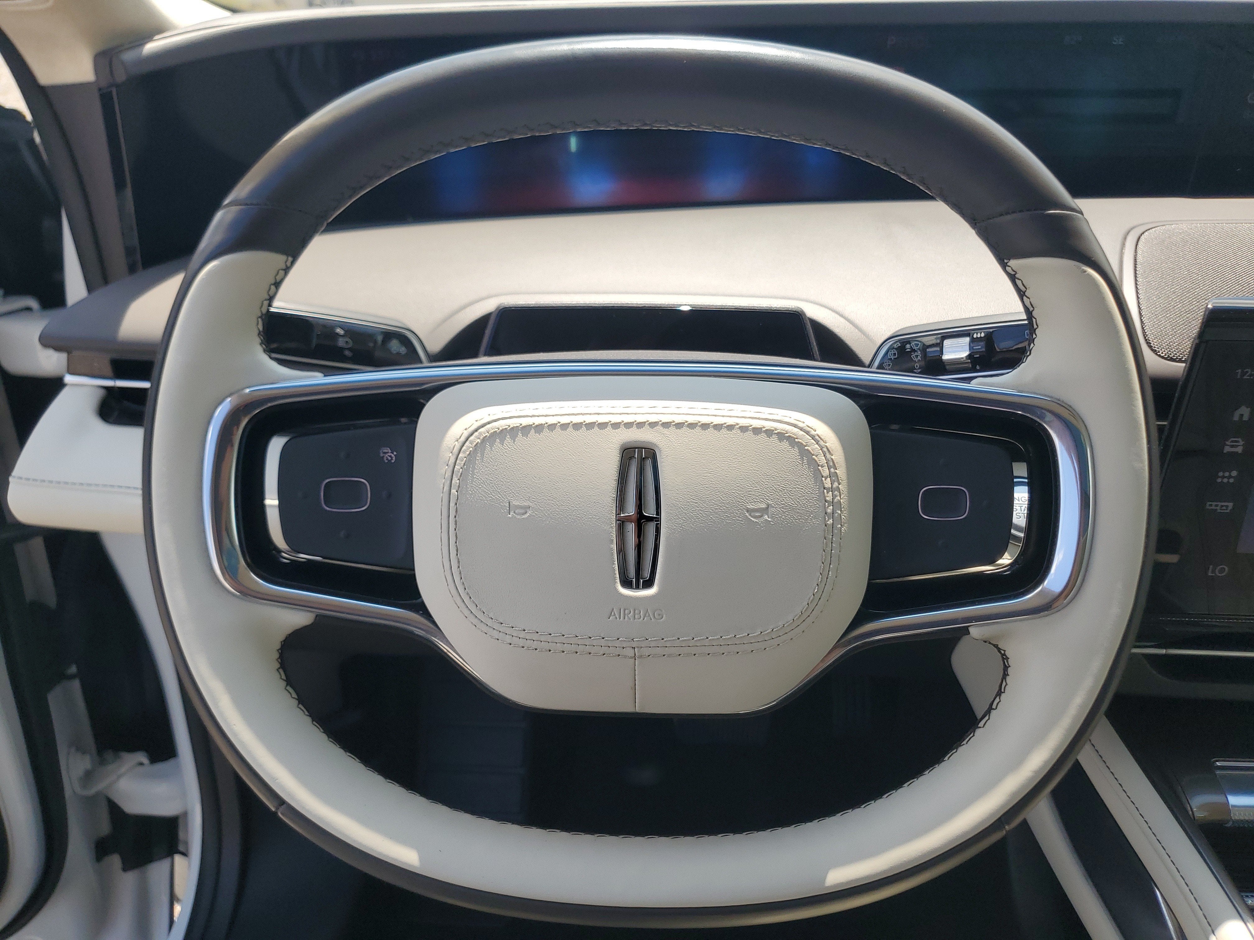2024 Lincoln Nautilus Black Label
