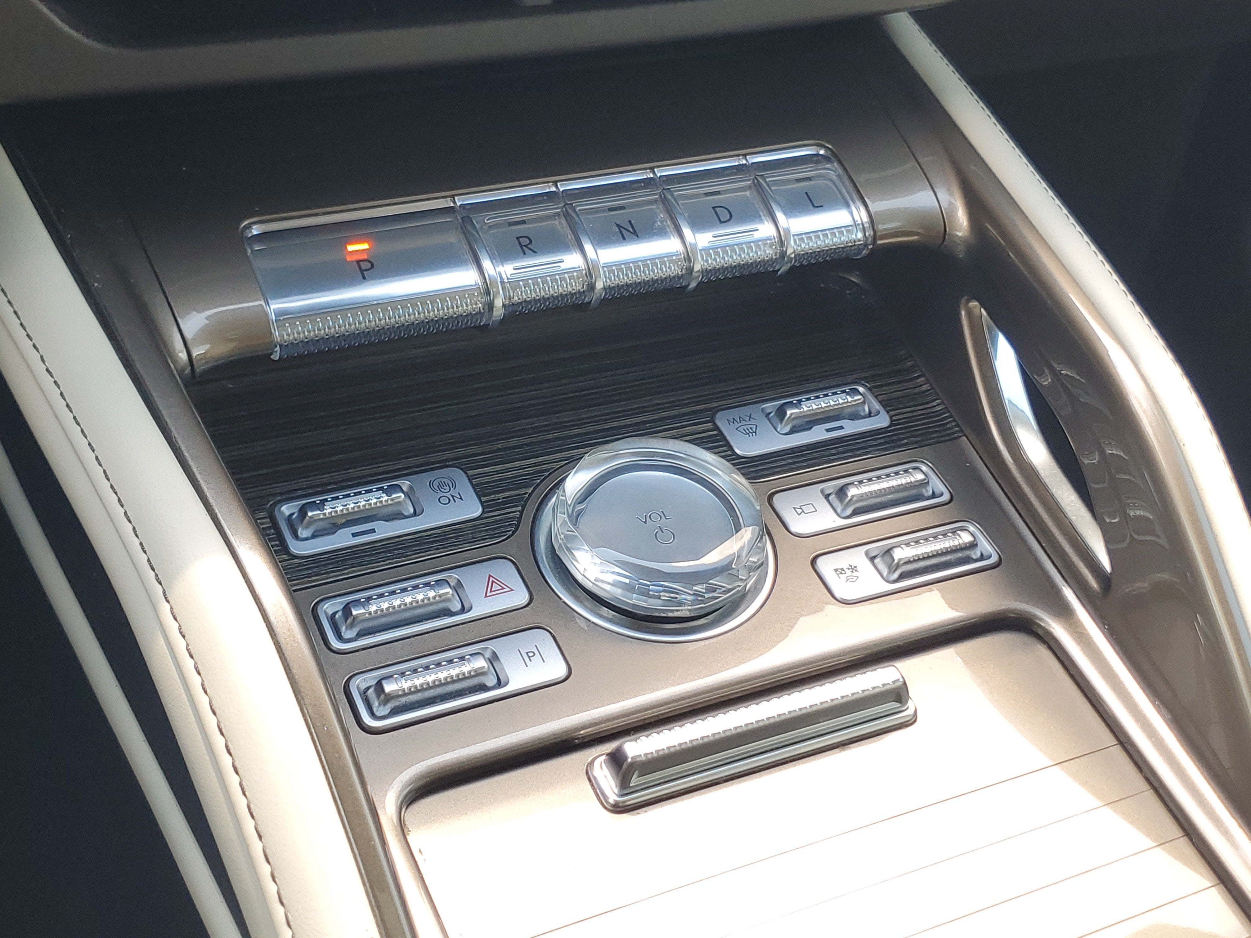 2024 Lincoln Nautilus Black Label