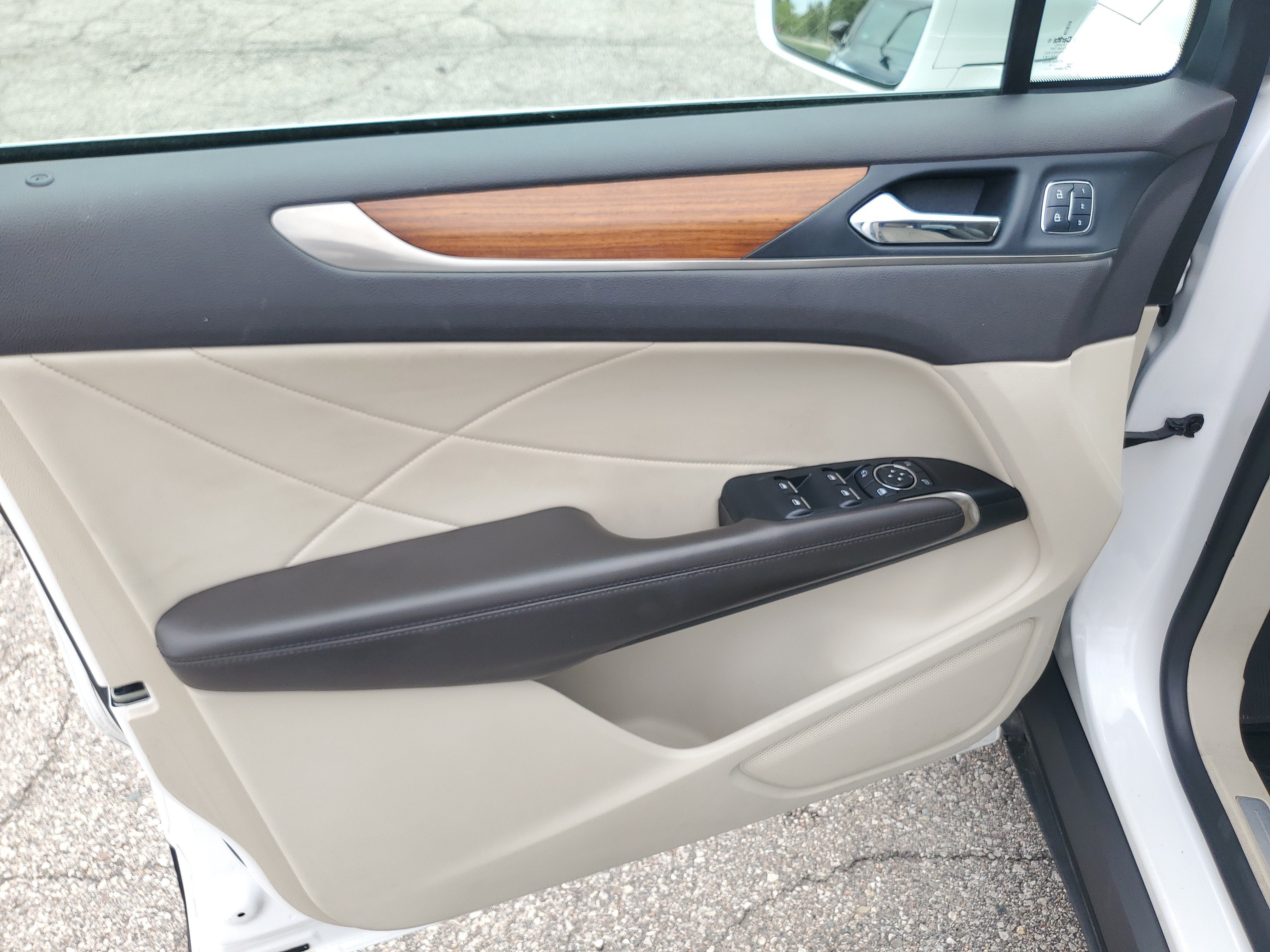 2017 Lincoln MKC Select