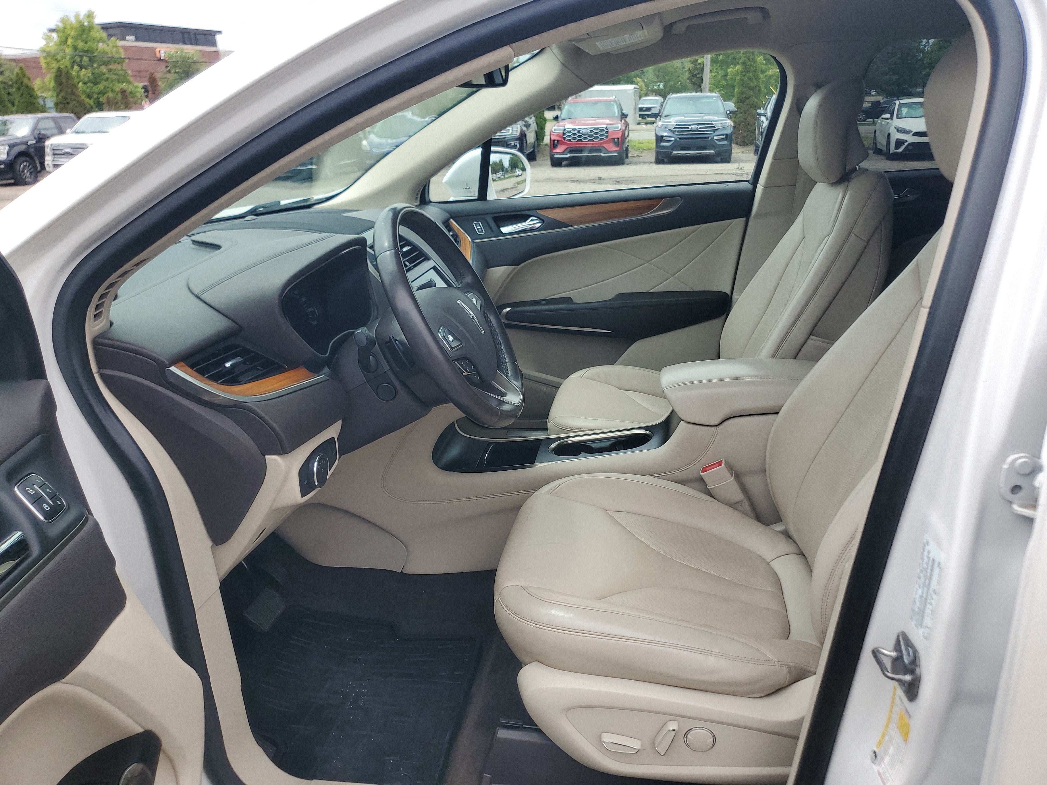 2017 Lincoln MKC Select
