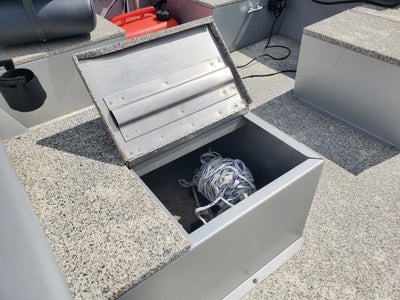 2012 Tracker Guide V16 Base