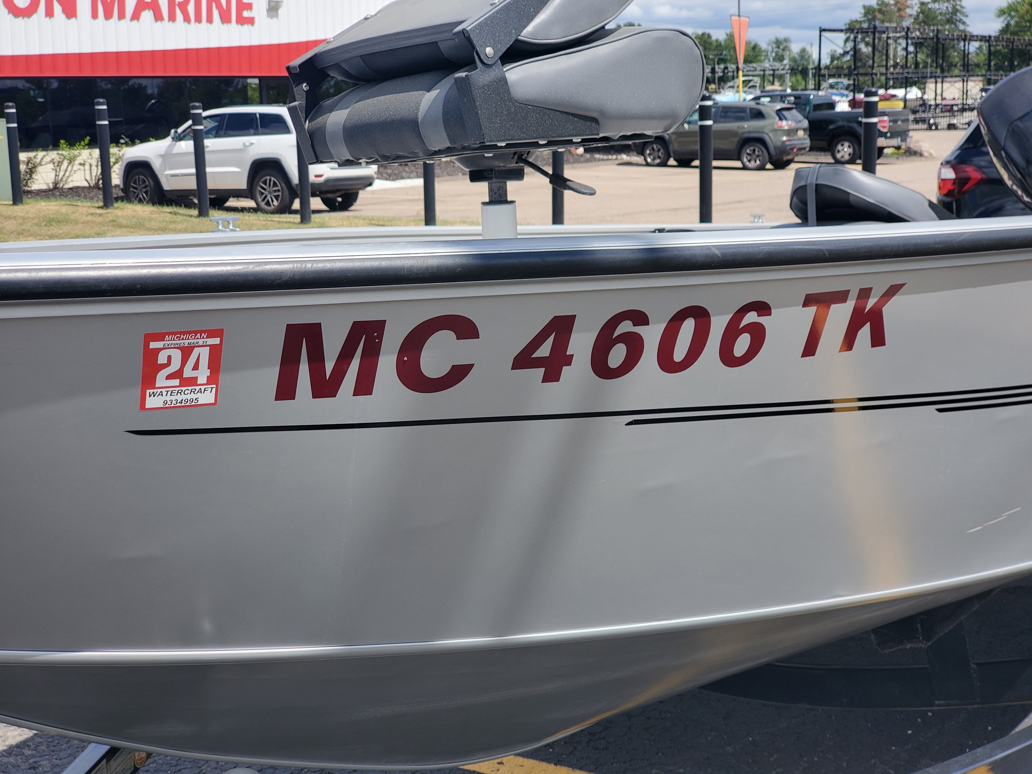 2012 Tracker Guide V16 Base