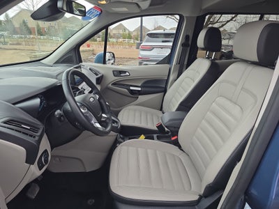 2022 Ford Transit Connect Wagon Titanium