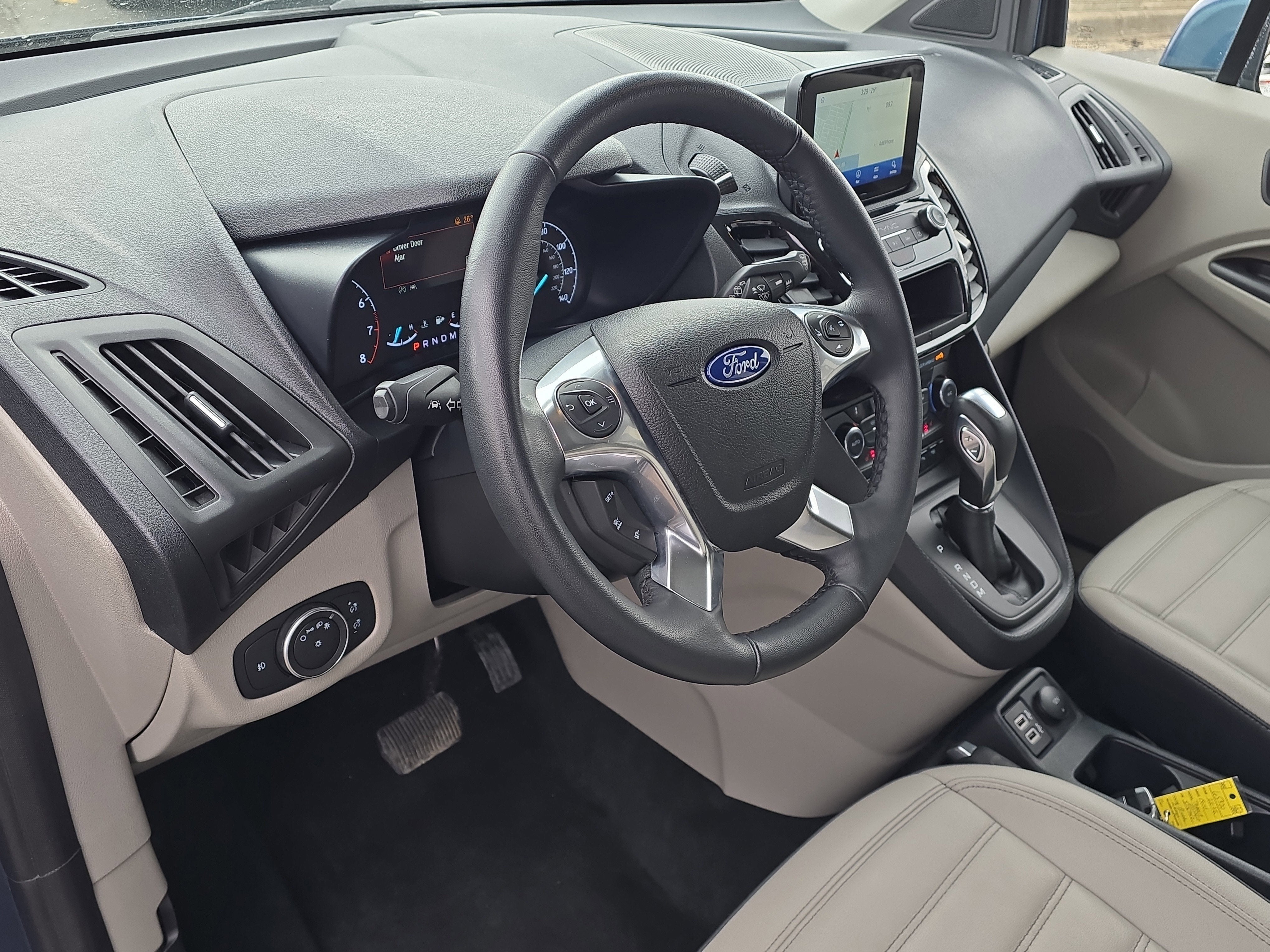 2022 Ford Transit Connect Wagon Titanium