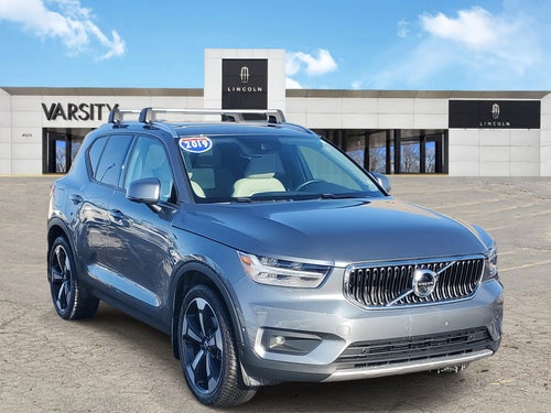 2019 Volvo XC40 R-Design