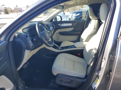 2019 Volvo XC40 R-Design