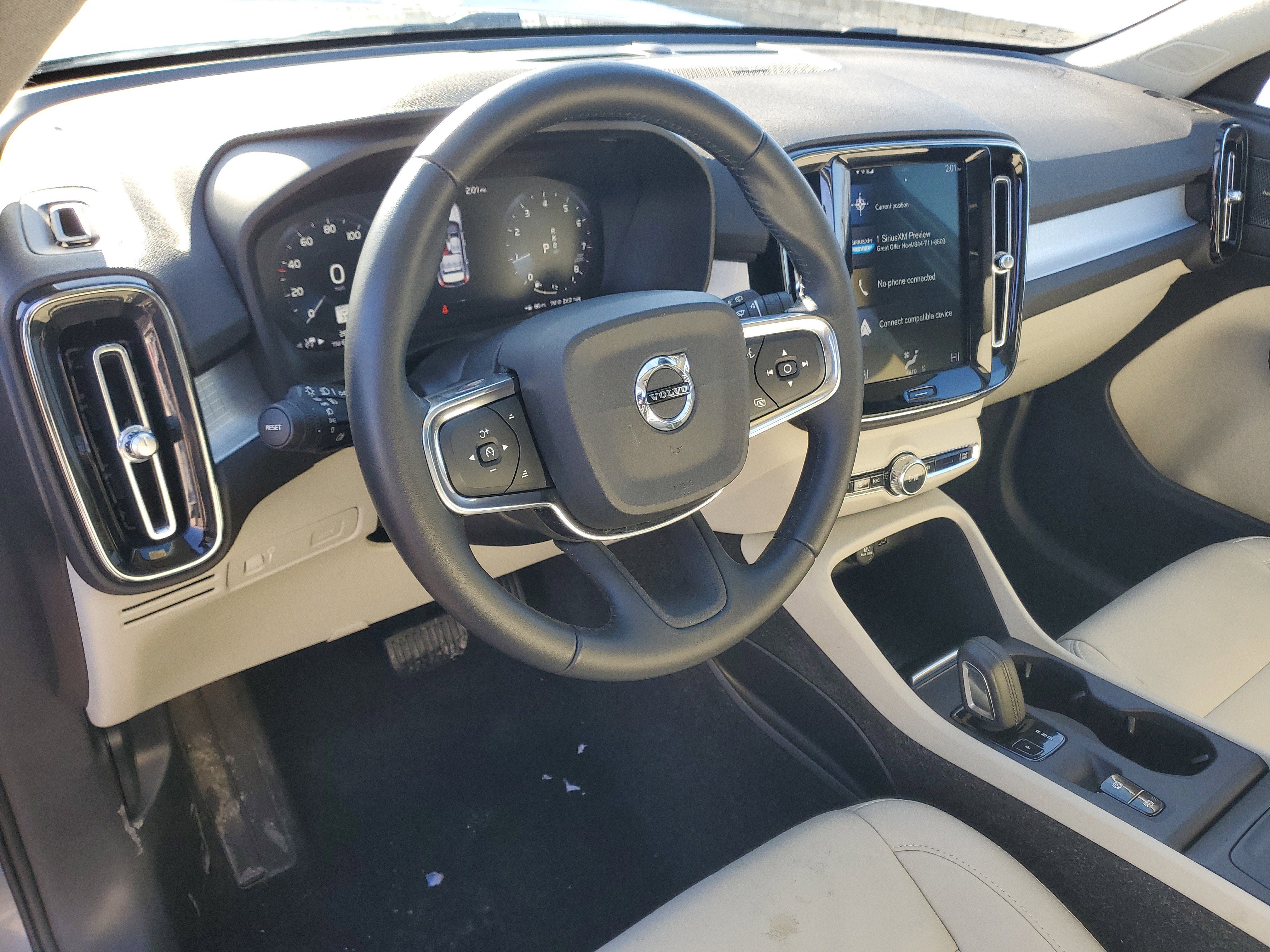 2019 Volvo XC40 R-Design