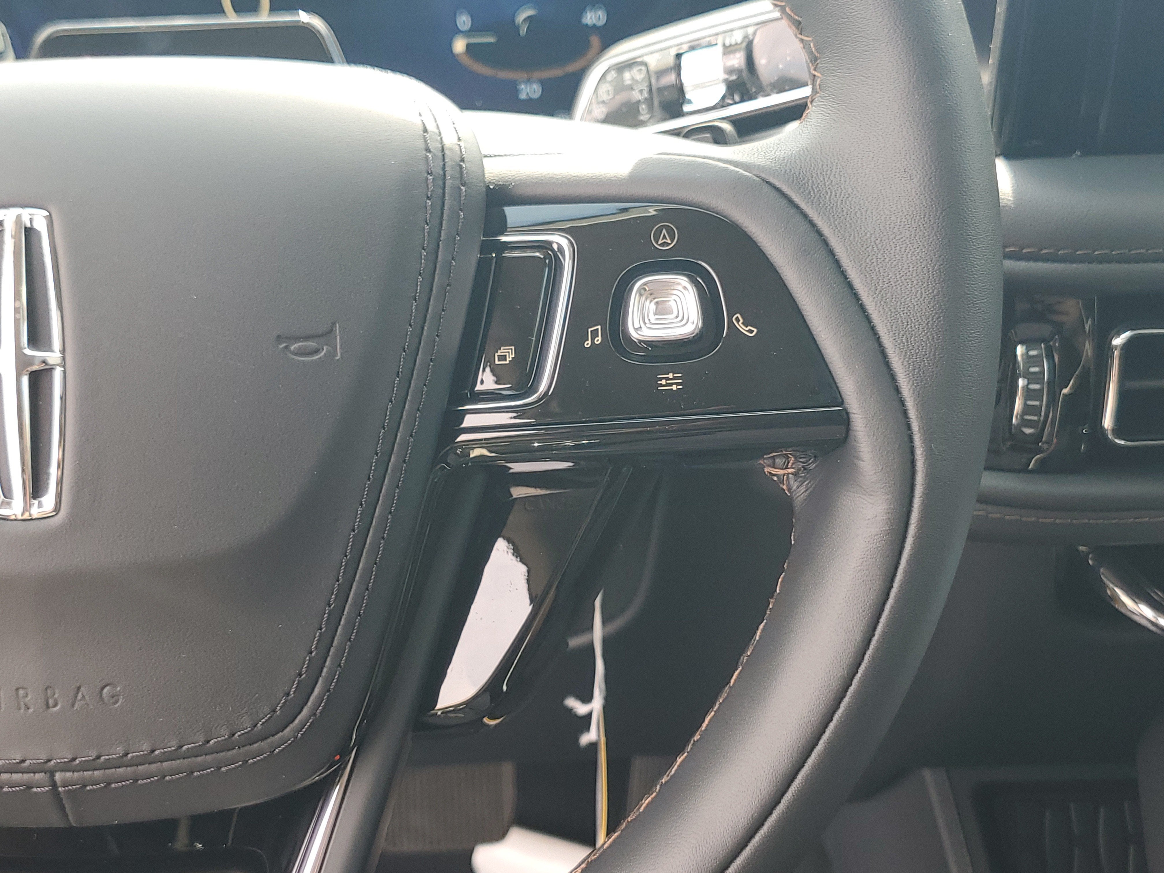 2027 Lincoln Aviator Premiere