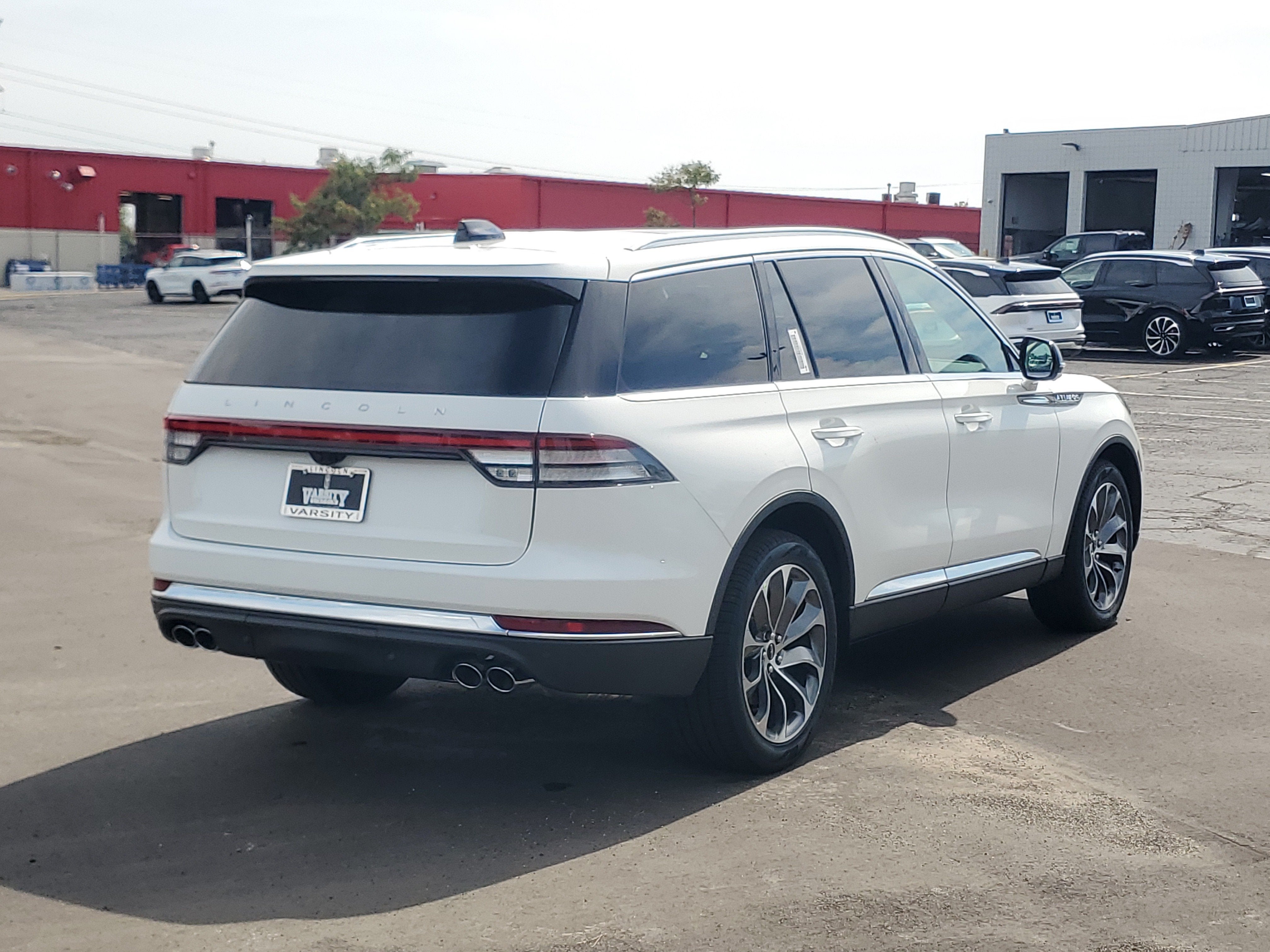 2027 Lincoln Aviator Premiere