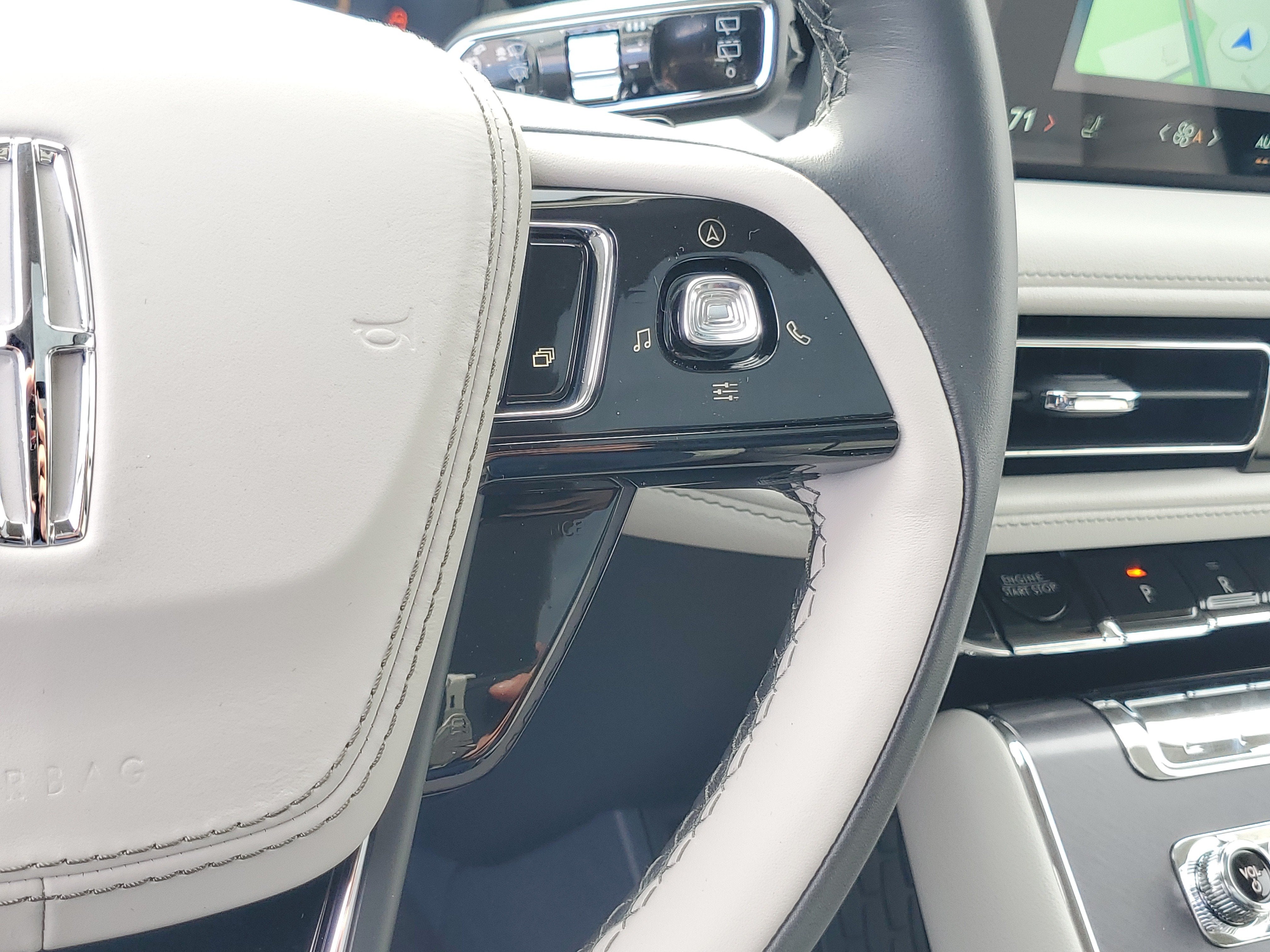 2027 Lincoln Aviator Premiere