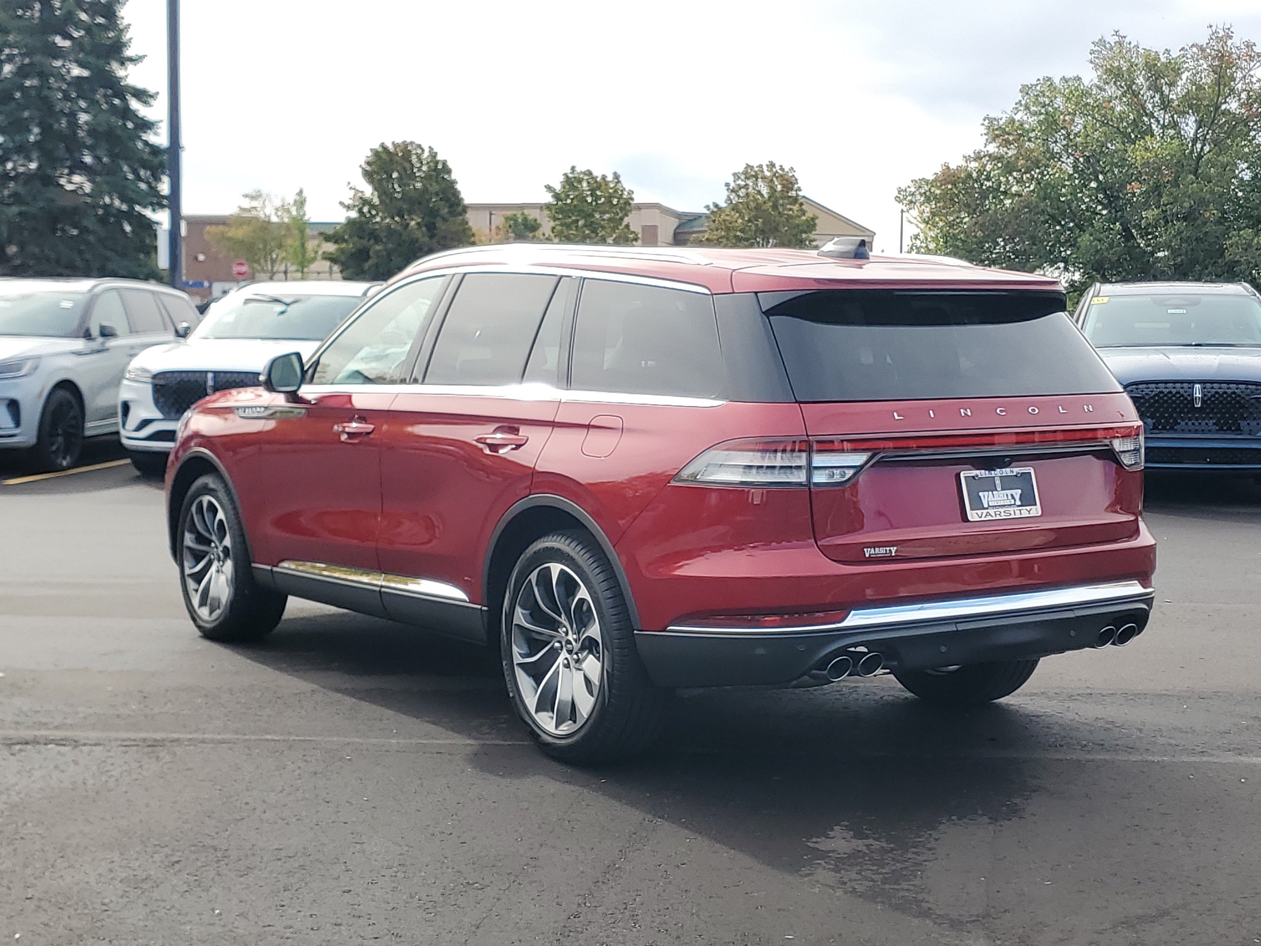 2027 Lincoln Aviator Premiere