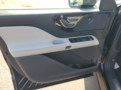 2027 Lincoln Aviator Reserve